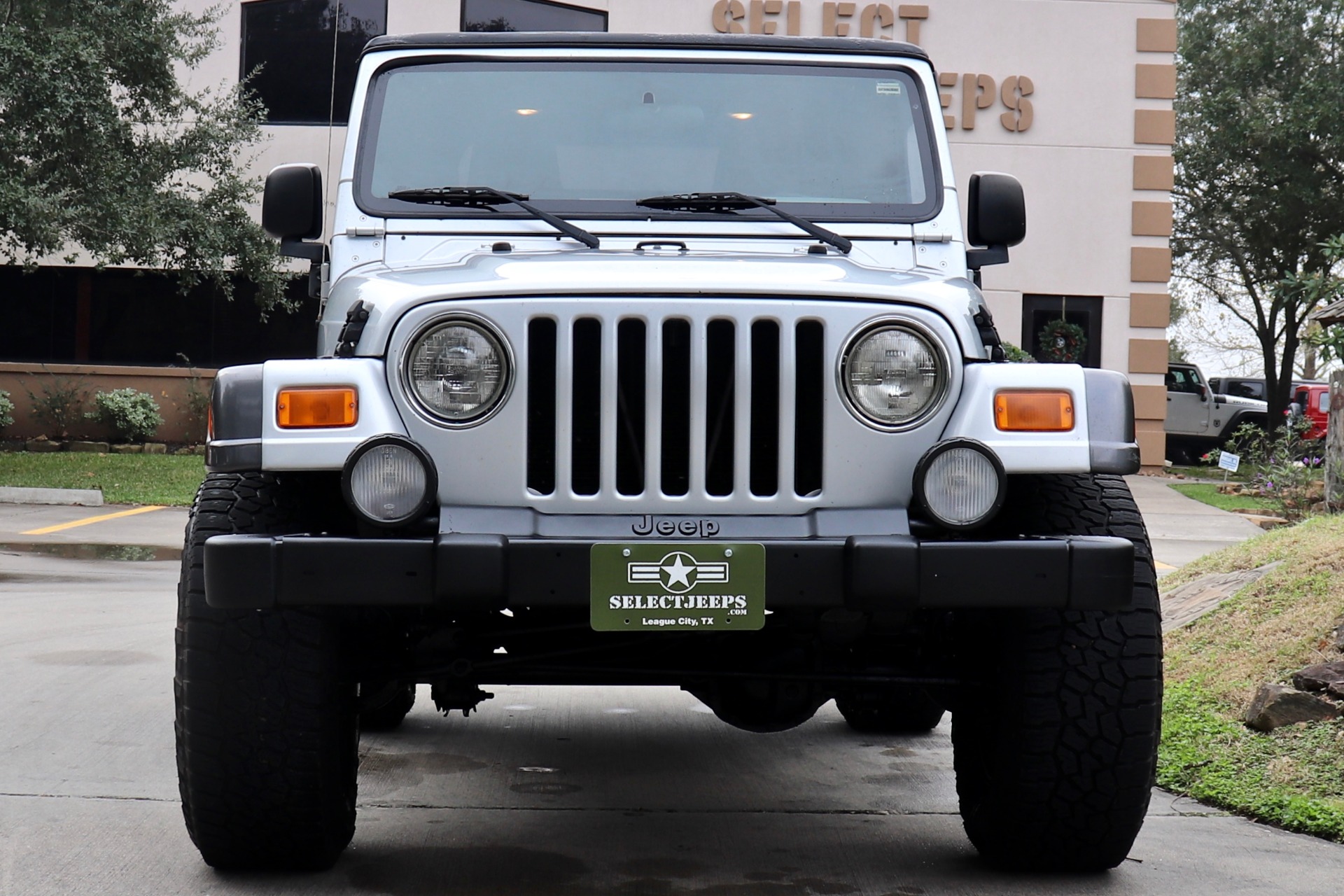 Used-2004-Jeep-Wrangler-Columbia-Edition