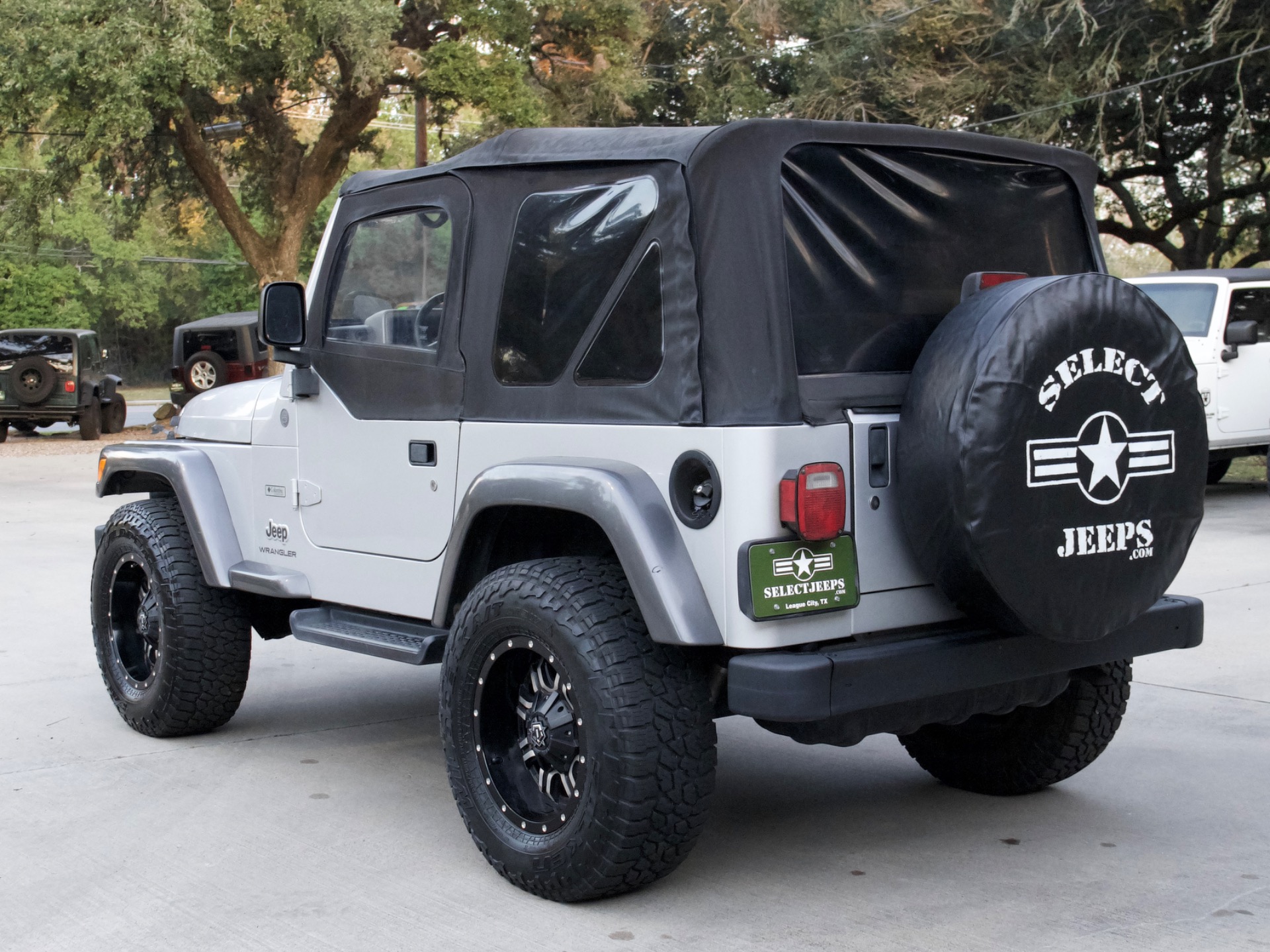 Used-2004-Jeep-Wrangler-Columbia-Edition