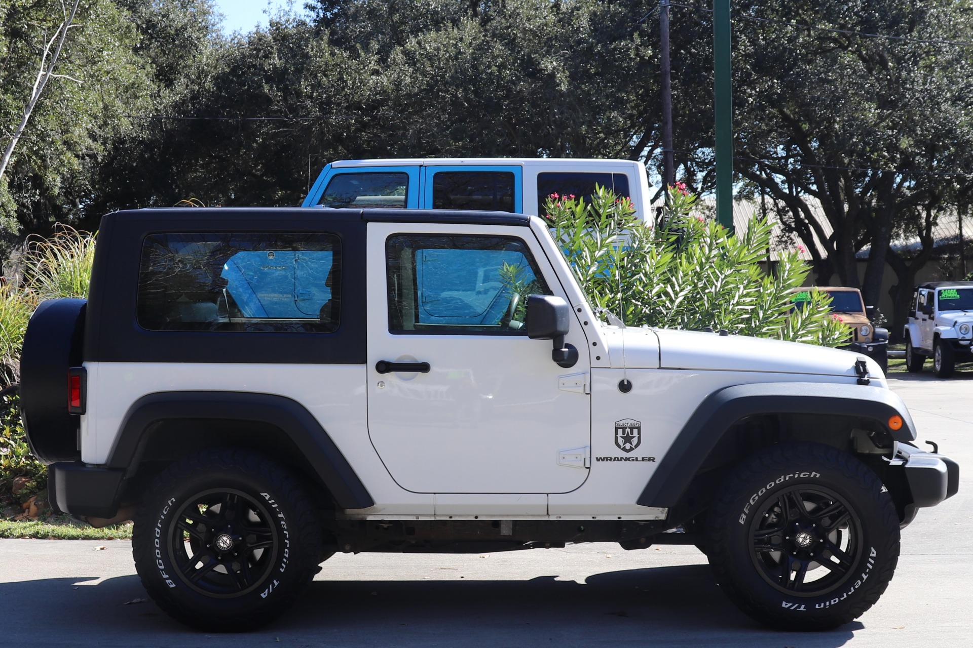 Used-2009-Jeep-Wrangler-X