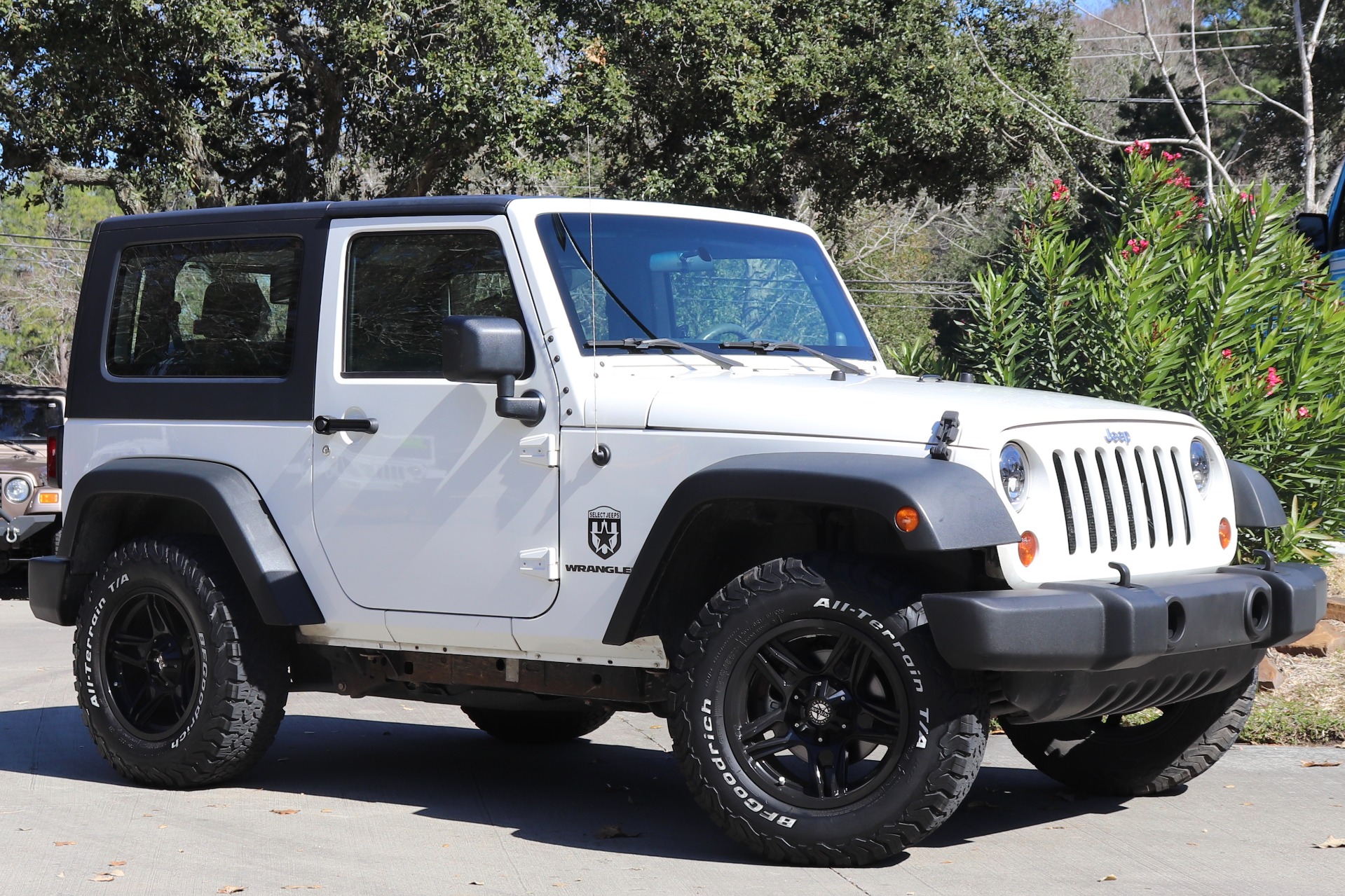 Used-2009-Jeep-Wrangler-X