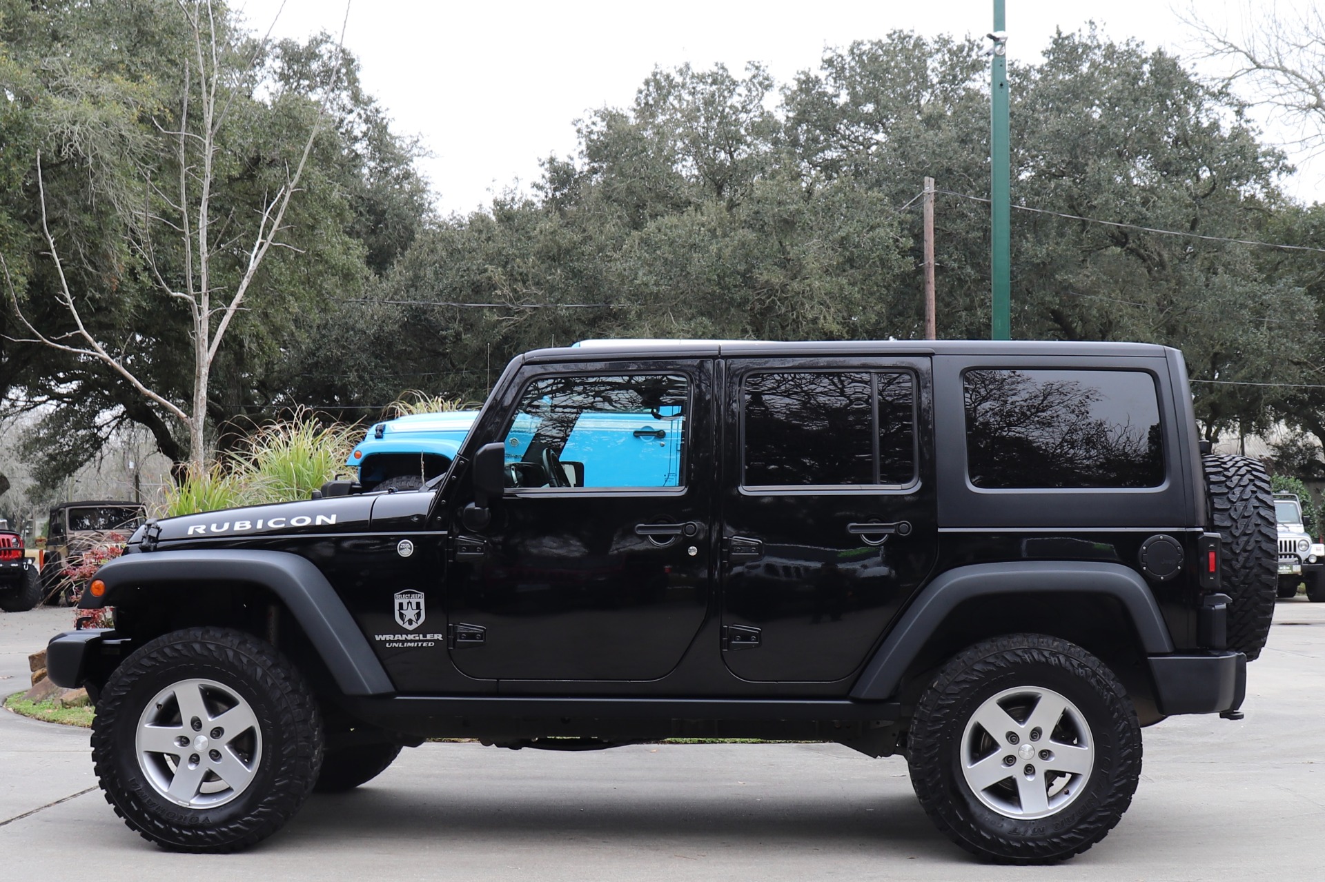 Used-2011-Jeep-Wrangler-Unlimited-Rubicon