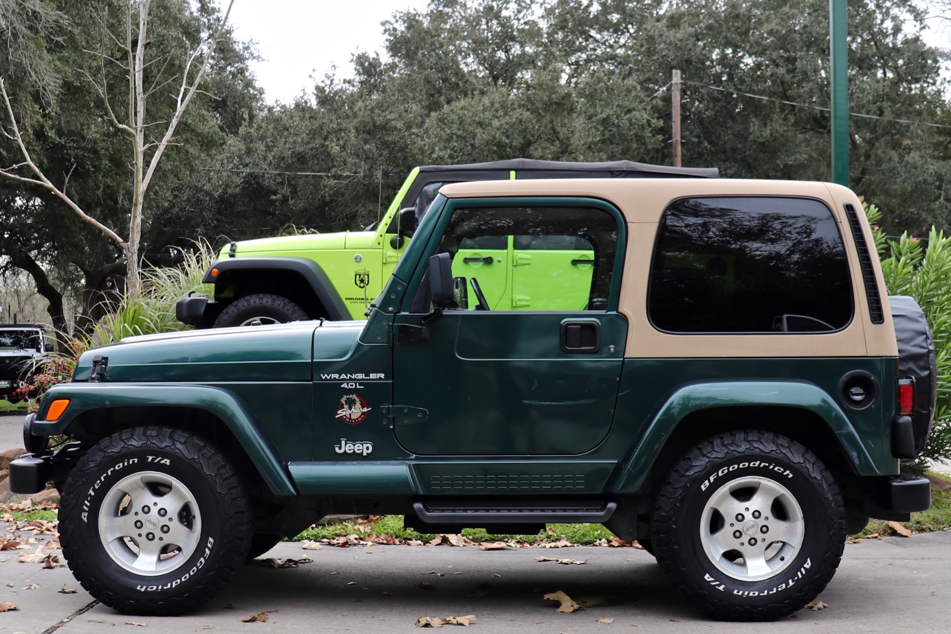 Used-2001-Jeep-Wrangler-Sahara