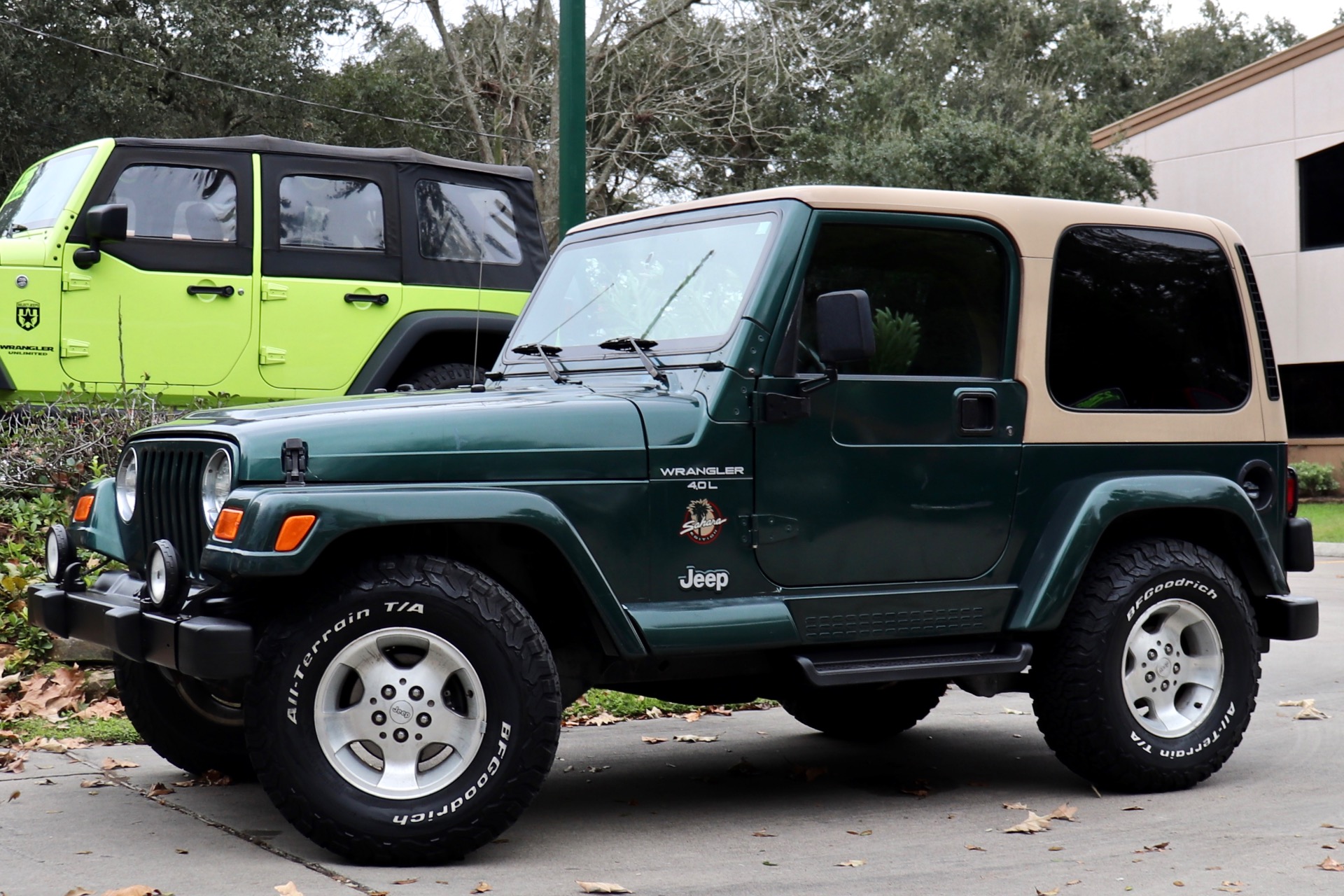 Used-2001-Jeep-Wrangler-Sahara