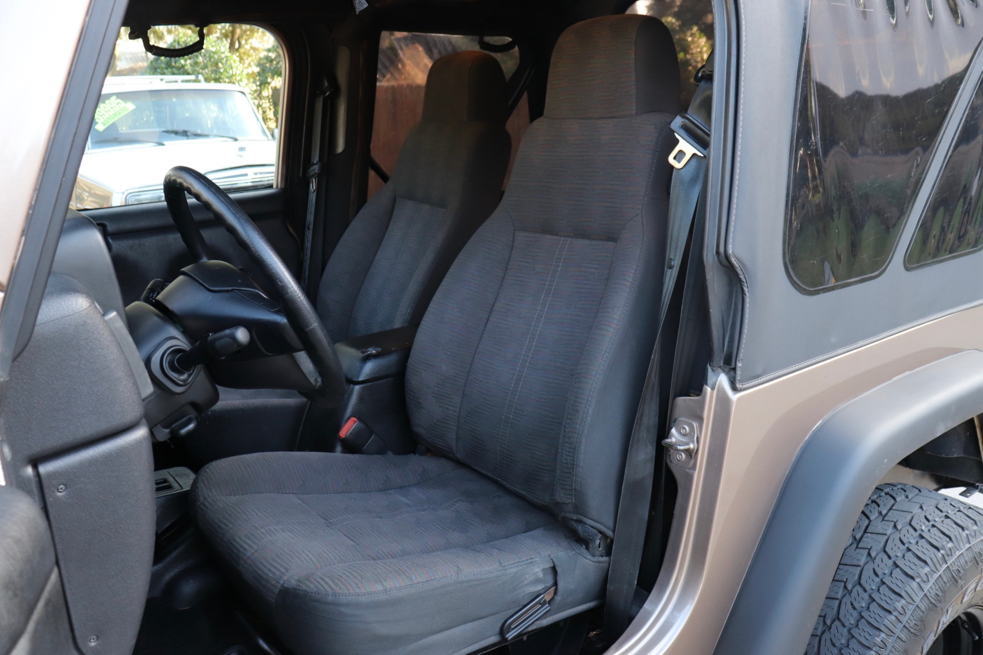 Used-2004-Jeep-Wrangler-X