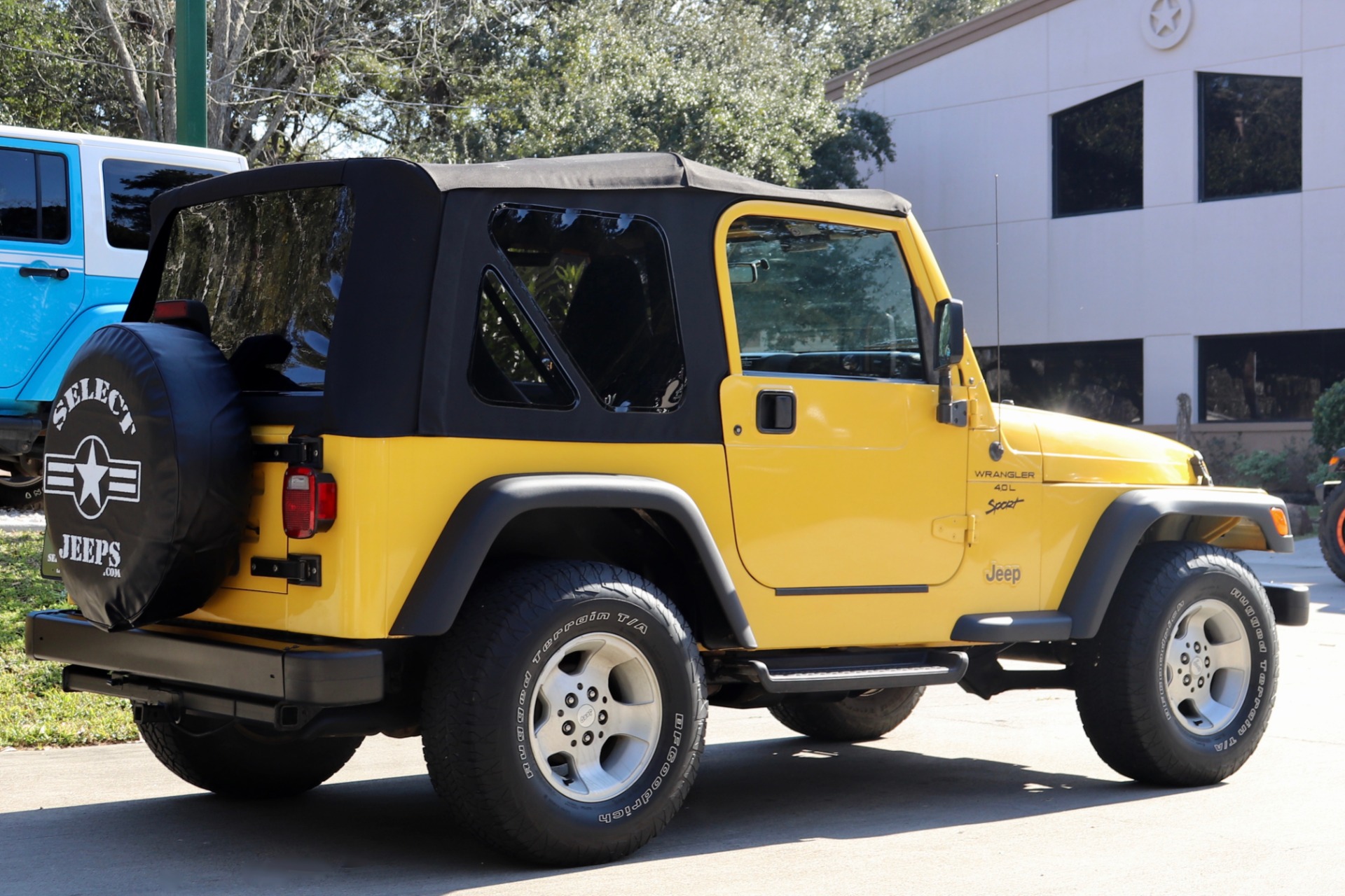 Used-2000-Jeep-Wrangler-Sport