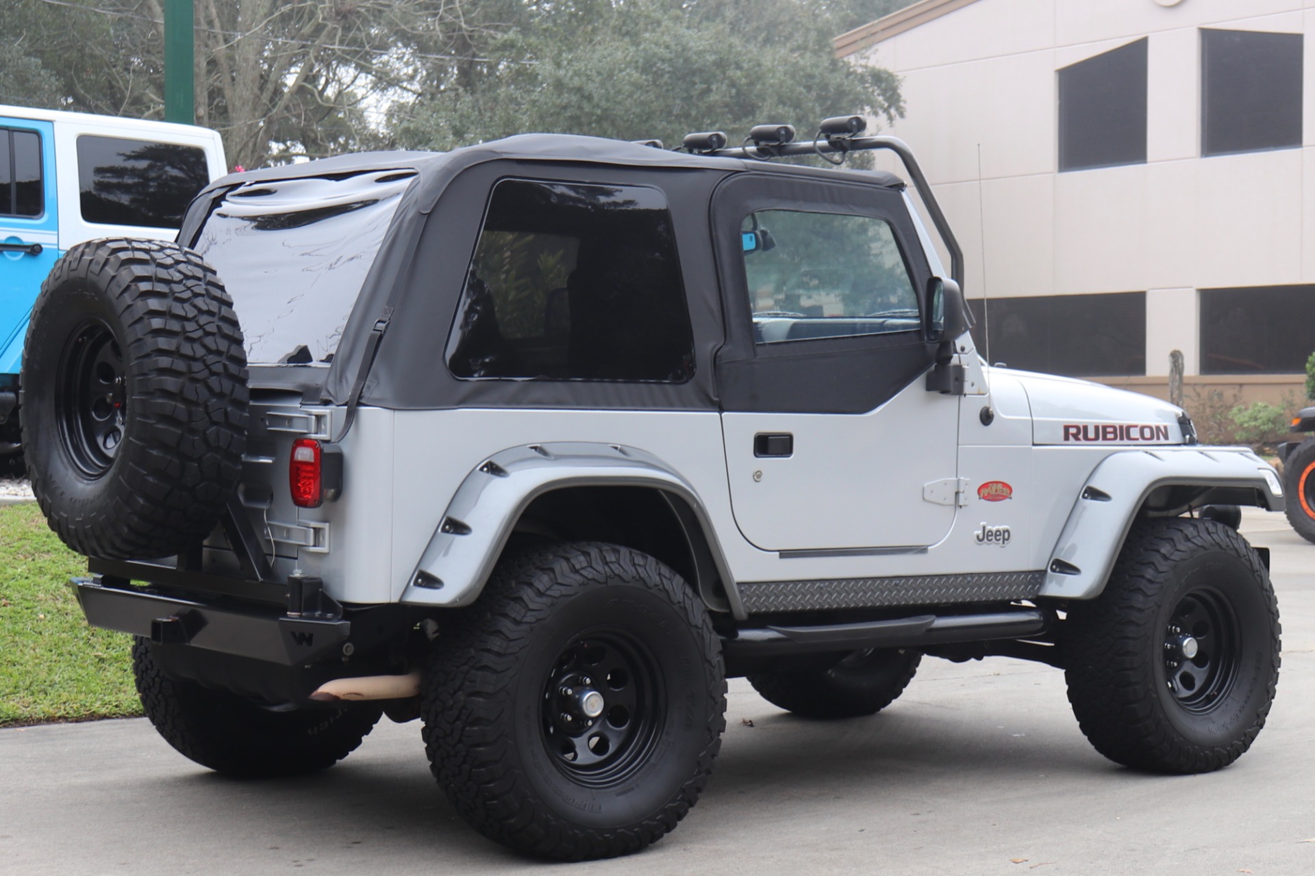 Used-2003-Jeep-Wrangler-Rubicon-Tomb-Raider