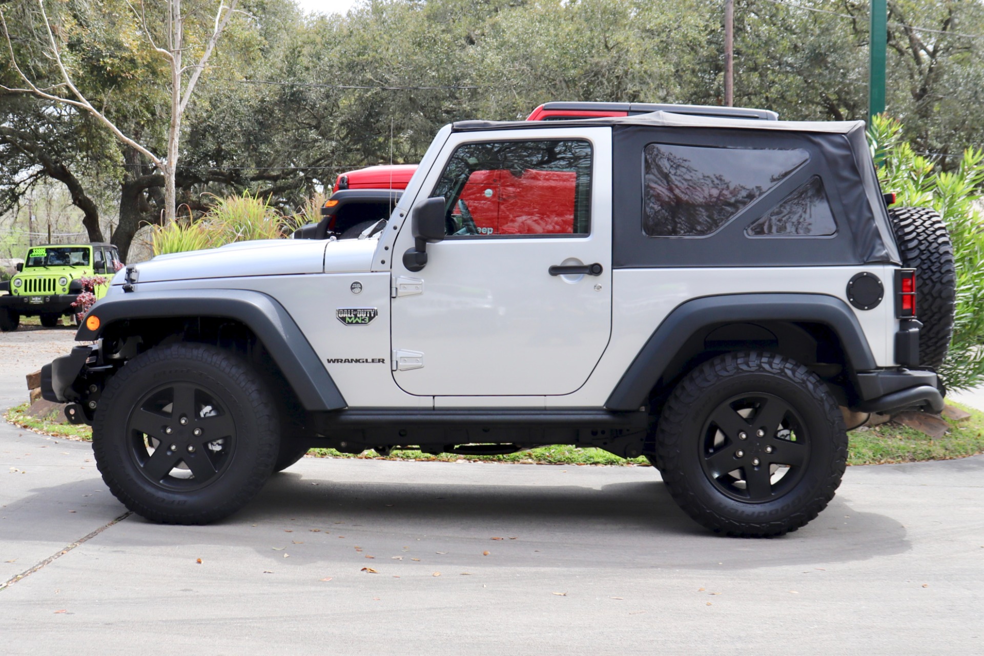 Used-2012-Jeep-Wrangler-Call-of-Duty-MW3