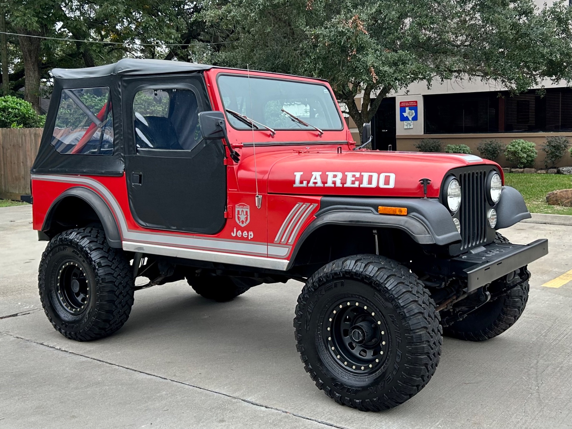 Used-1985-Jeep-CJ-7-Laredo