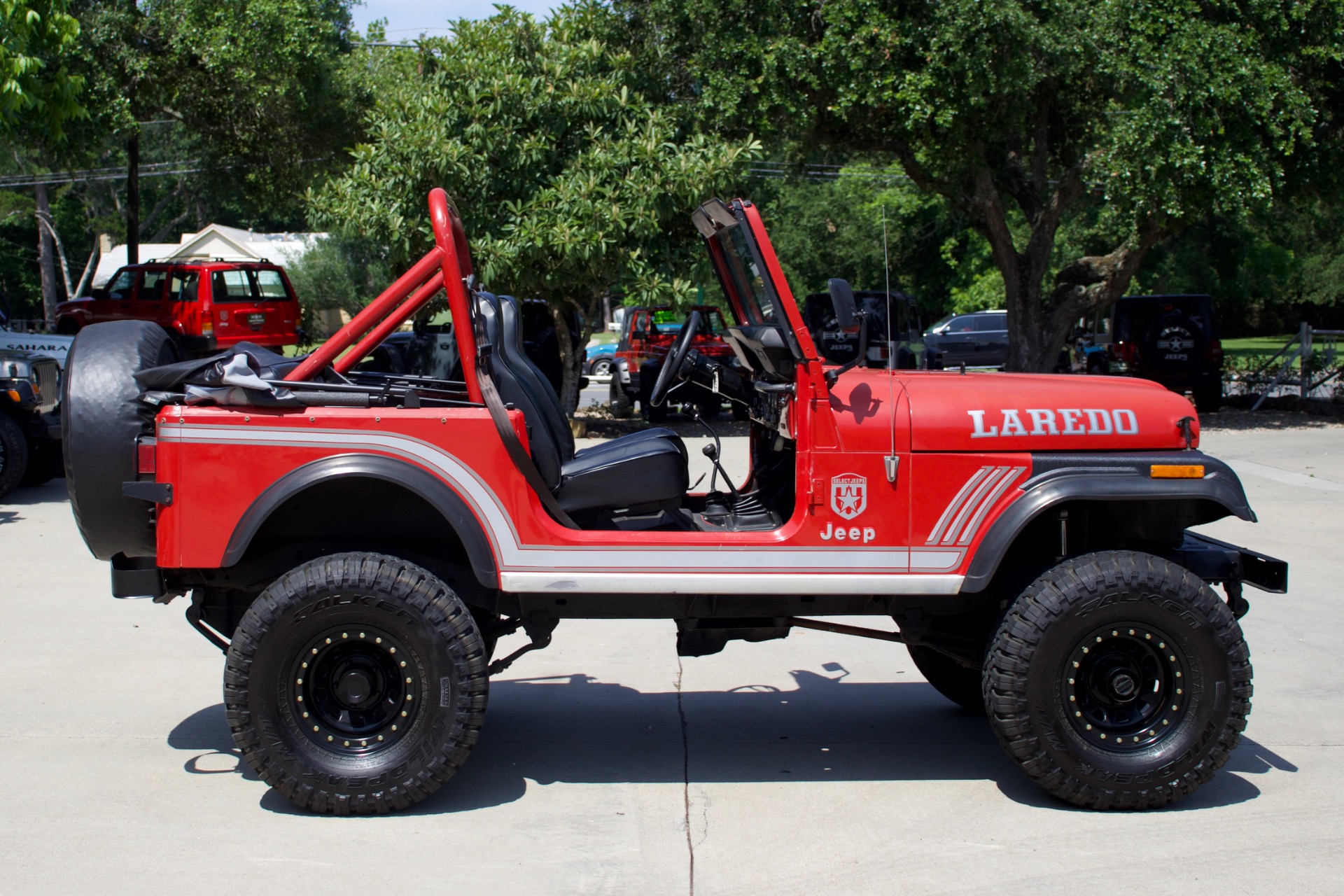 Used-1985-Jeep-CJ-7-Laredo