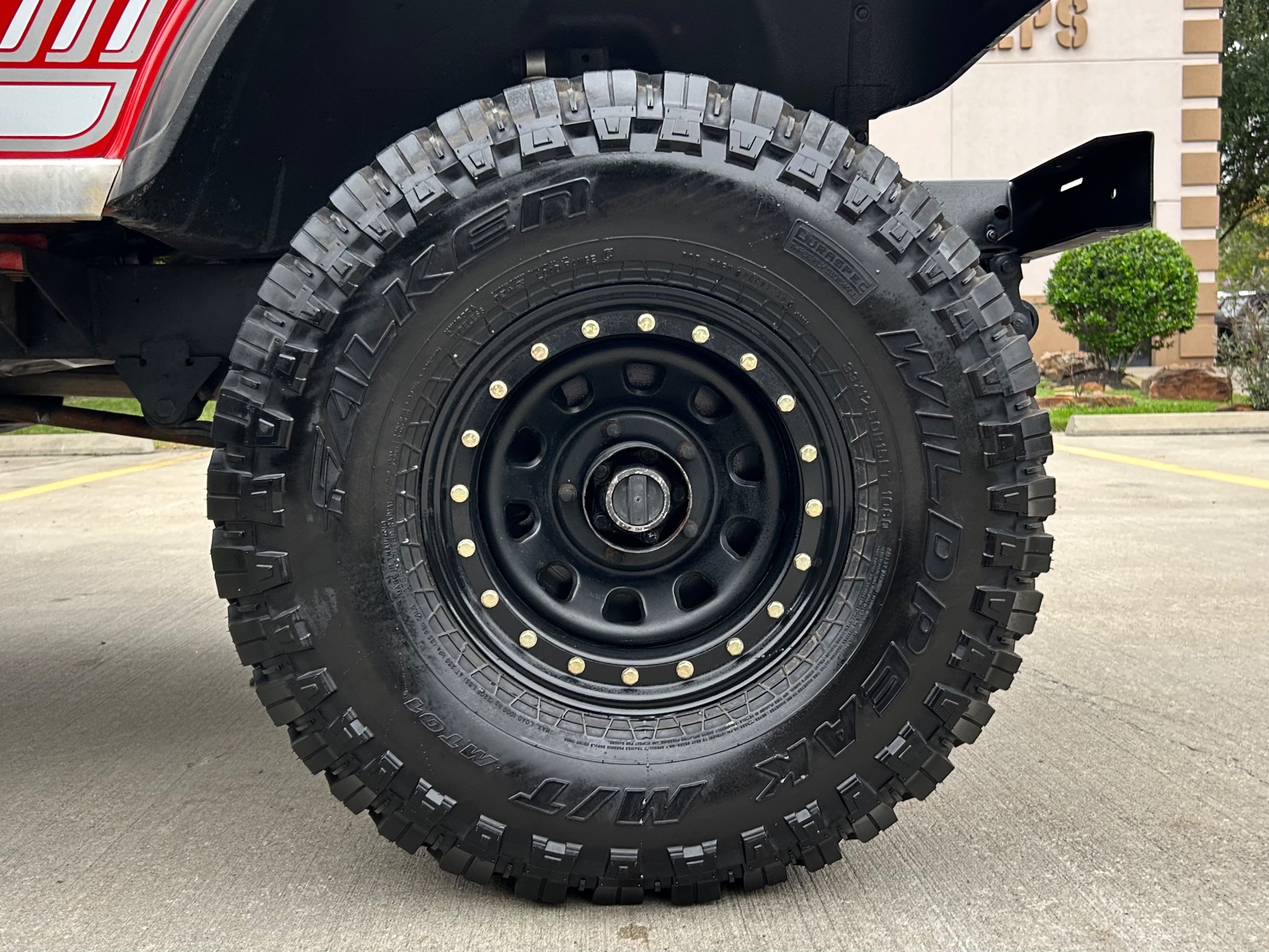 Used-1985-Jeep-CJ-7-Laredo