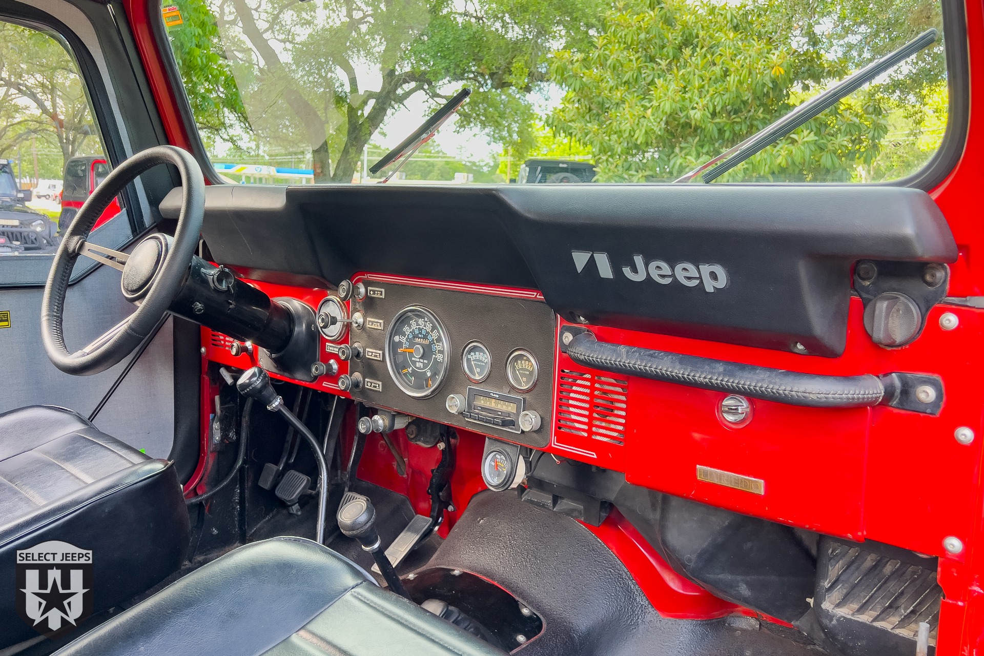 Used-1985-Jeep-CJ-7-Laredo