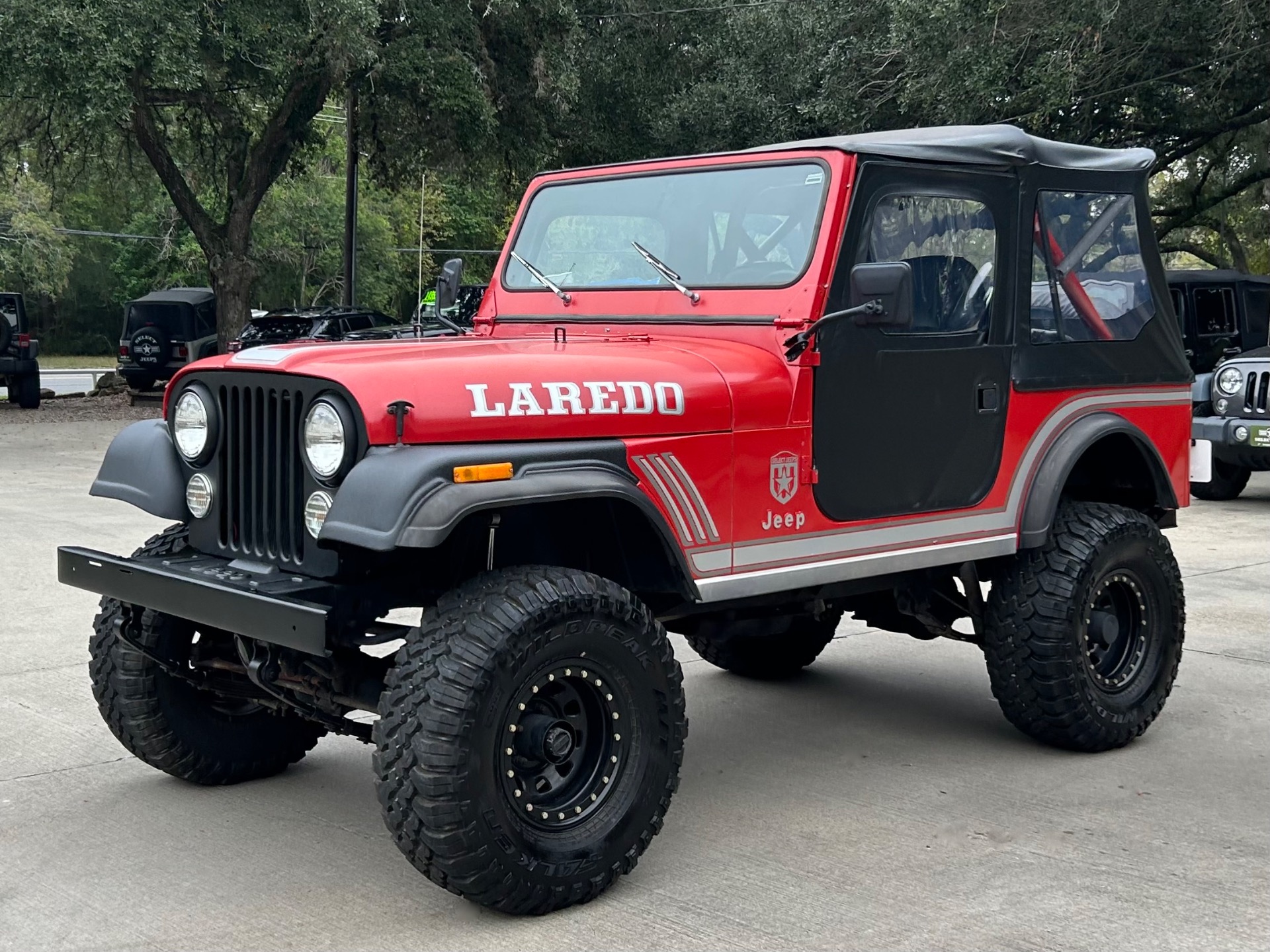 Used-1985-Jeep-CJ-7-Laredo