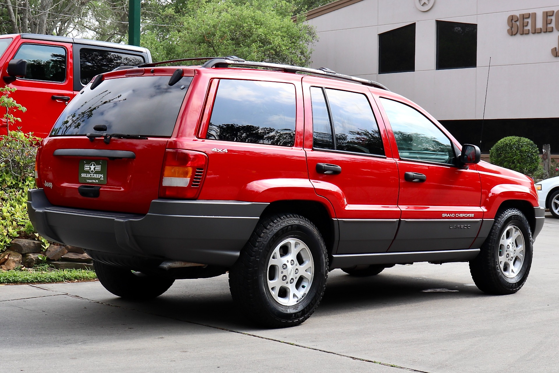 Used-2001-Jeep-Grand-Cherokee-Laredo