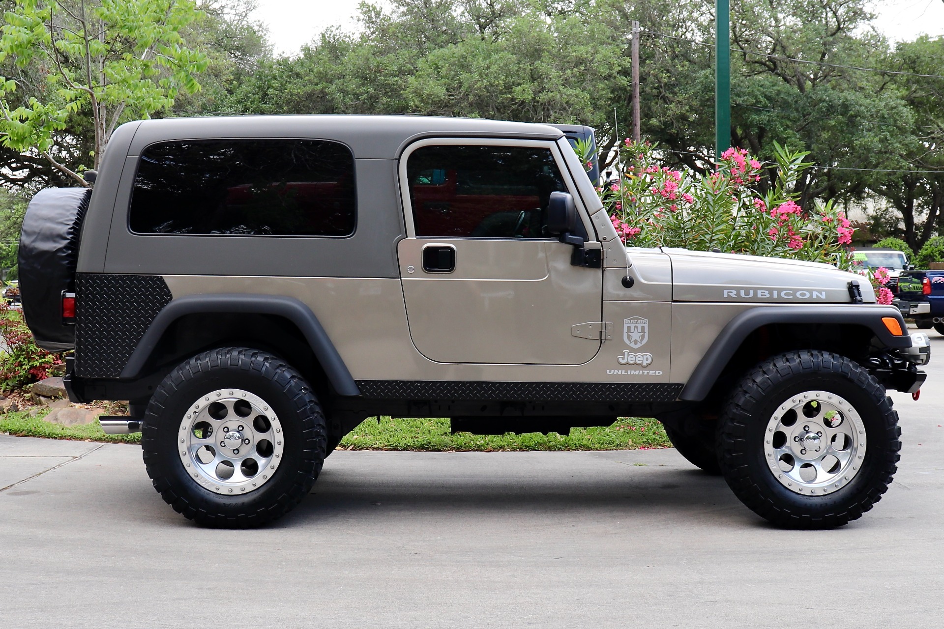 Used-2005-Jeep-Wrangler-Unlimited-Rubicon