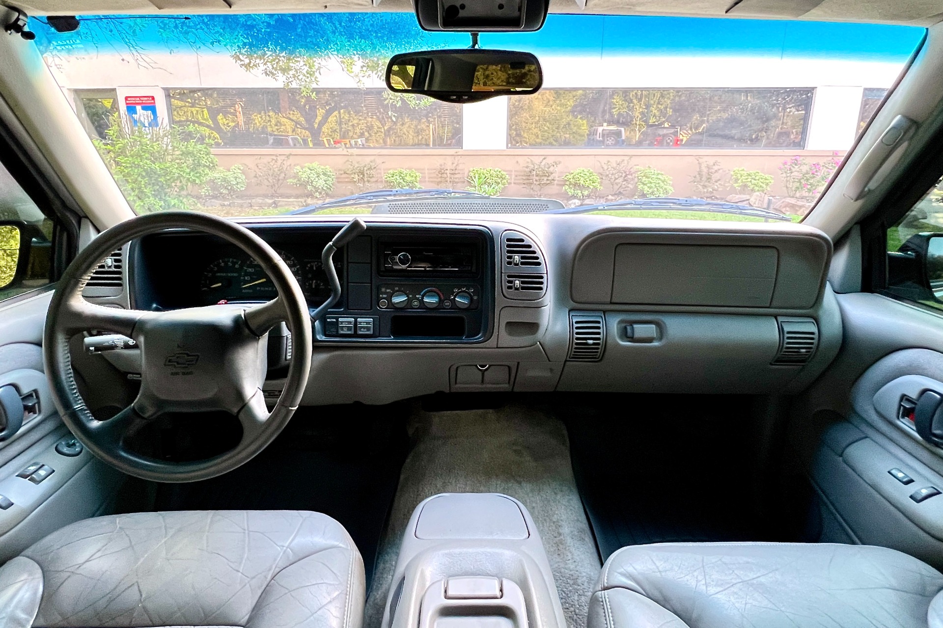 Used-1999-Chevrolet-Tahoe