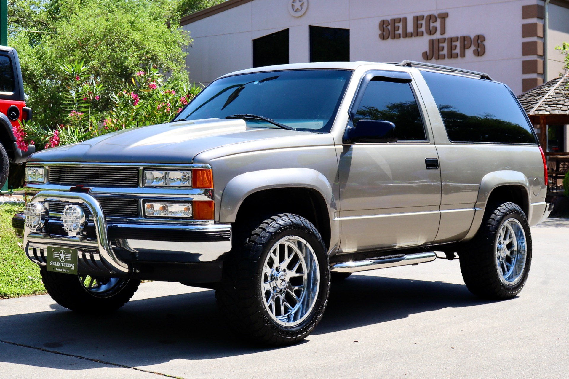 Used-1999-Chevrolet-Tahoe