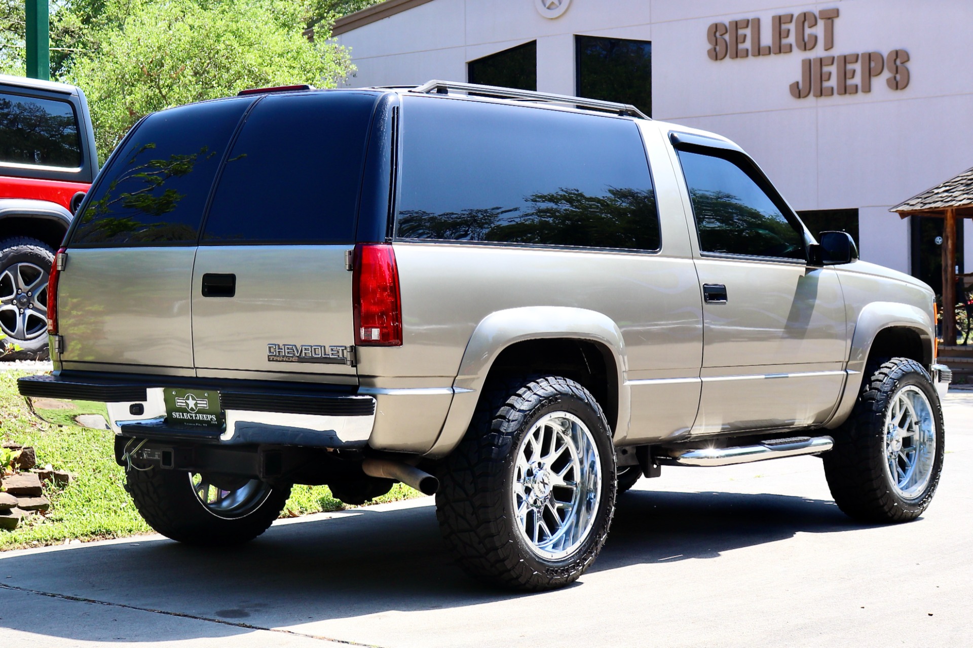 Used-1999-Chevrolet-Tahoe