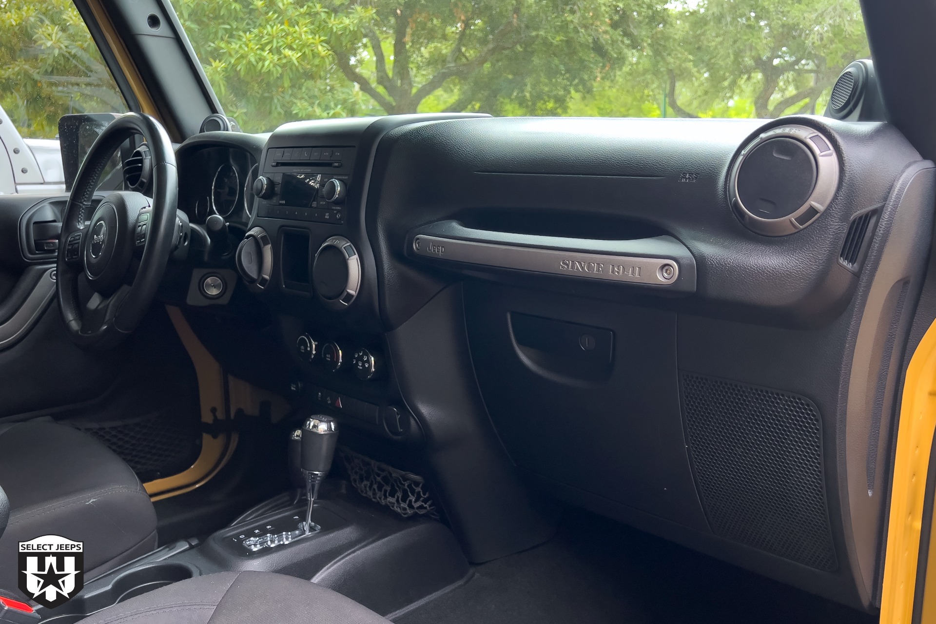 Used-2014-Jeep-Wrangler-Unlimited-Sport