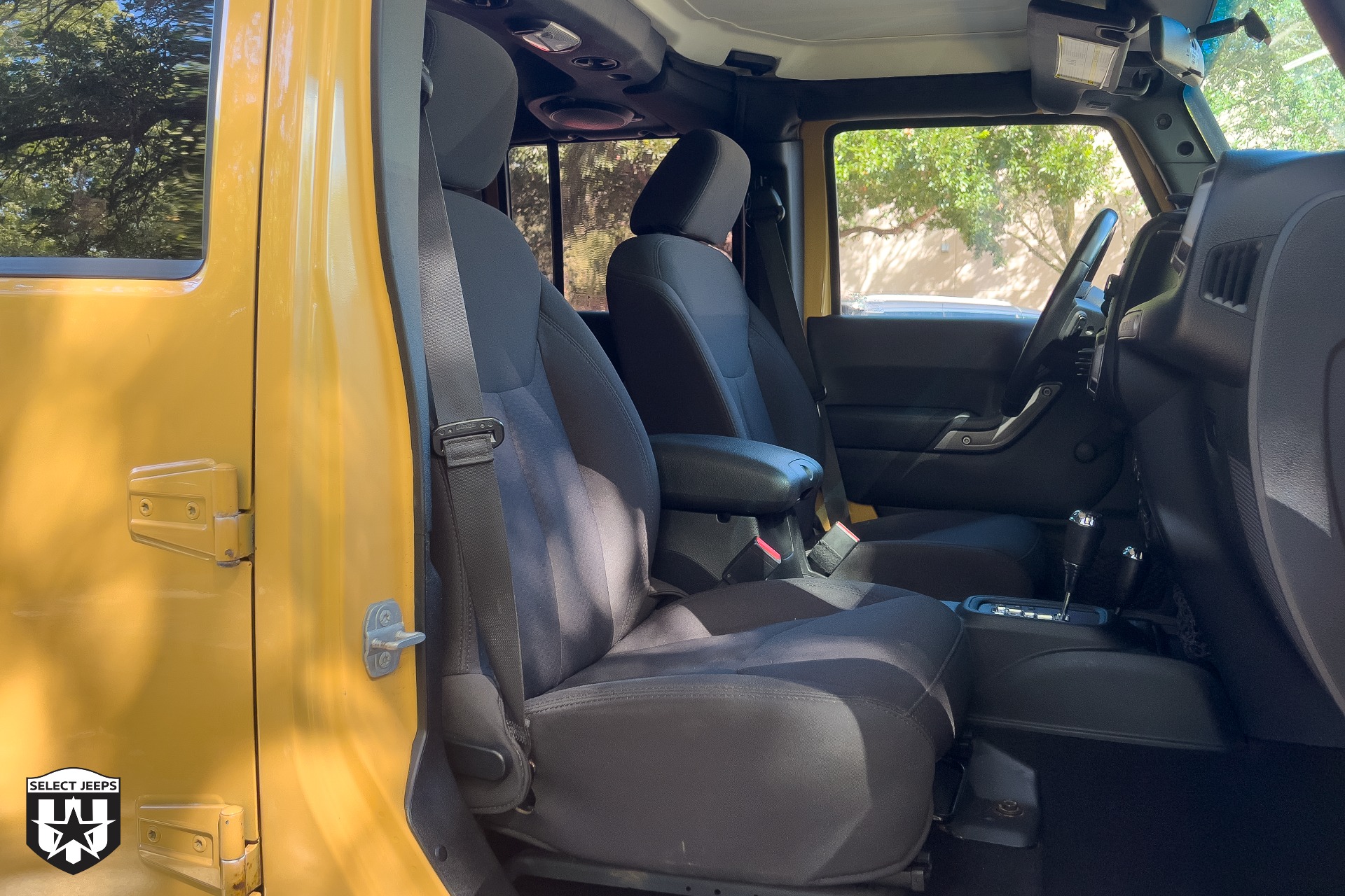 Used-2014-Jeep-Wrangler-Unlimited-Sport