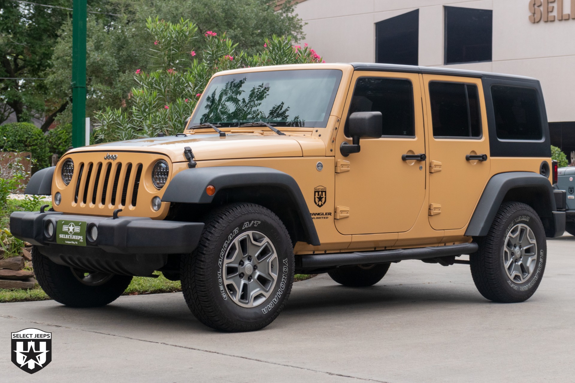 Used-2014-Jeep-Wrangler-Unlimited-Sport