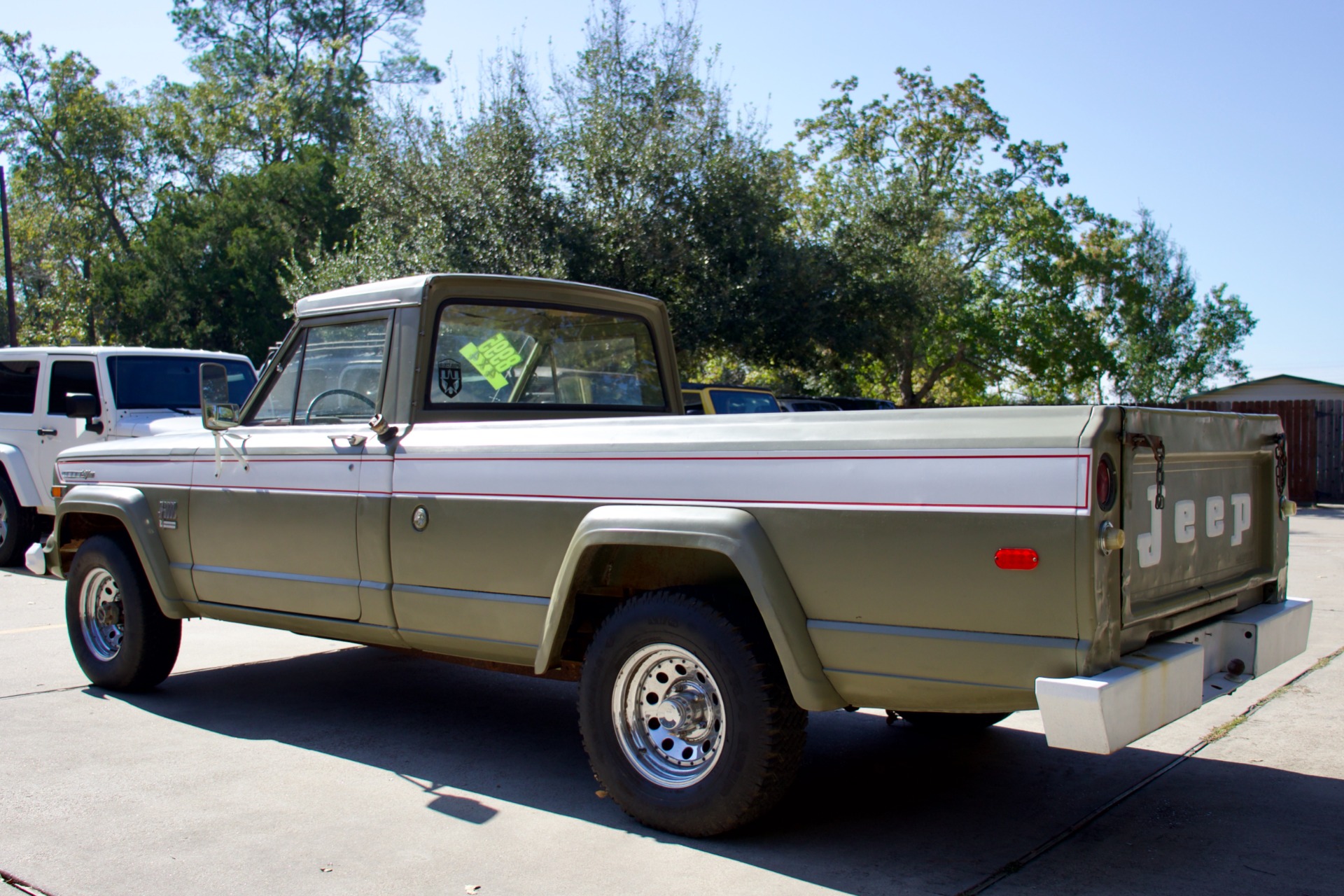 Used-1969-Jeep-Gladiator-J3000