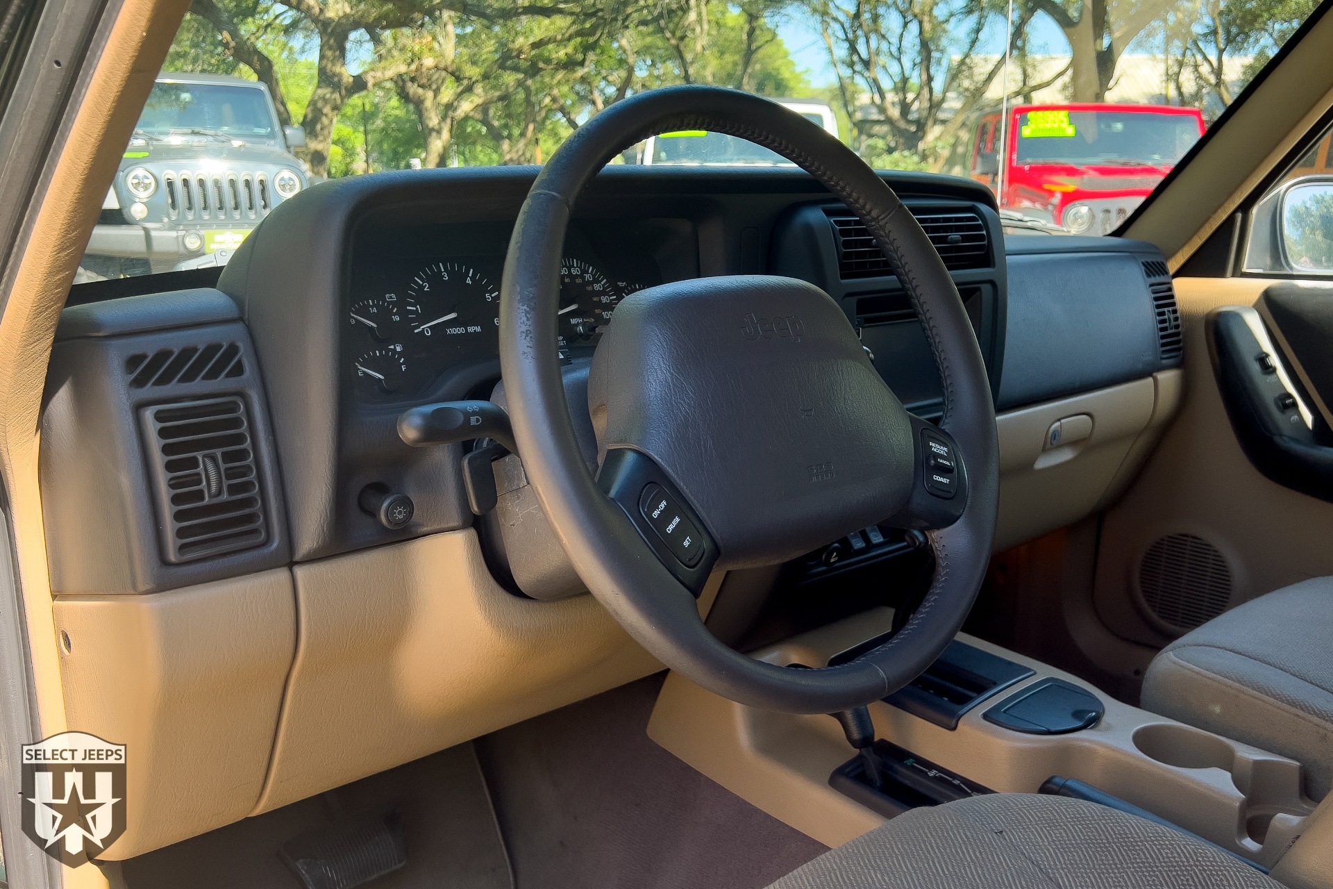 Used-2000-Jeep-Cherokee-Classic