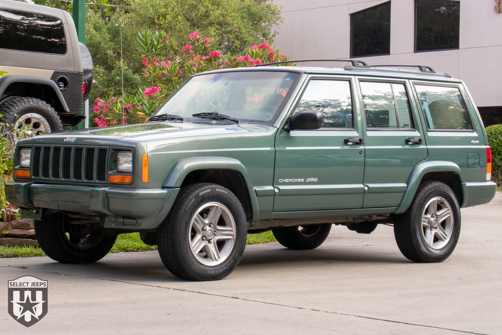 Used-2000-Jeep-Cherokee-Classic