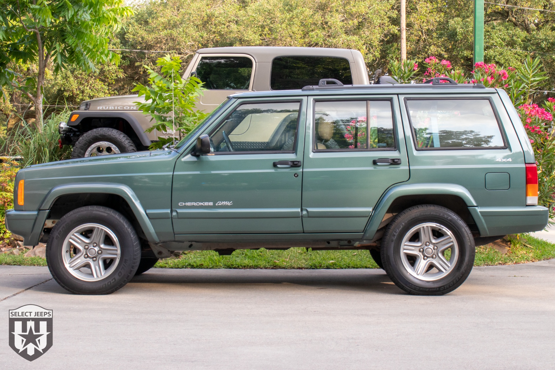 Used-2000-Jeep-Cherokee-Classic