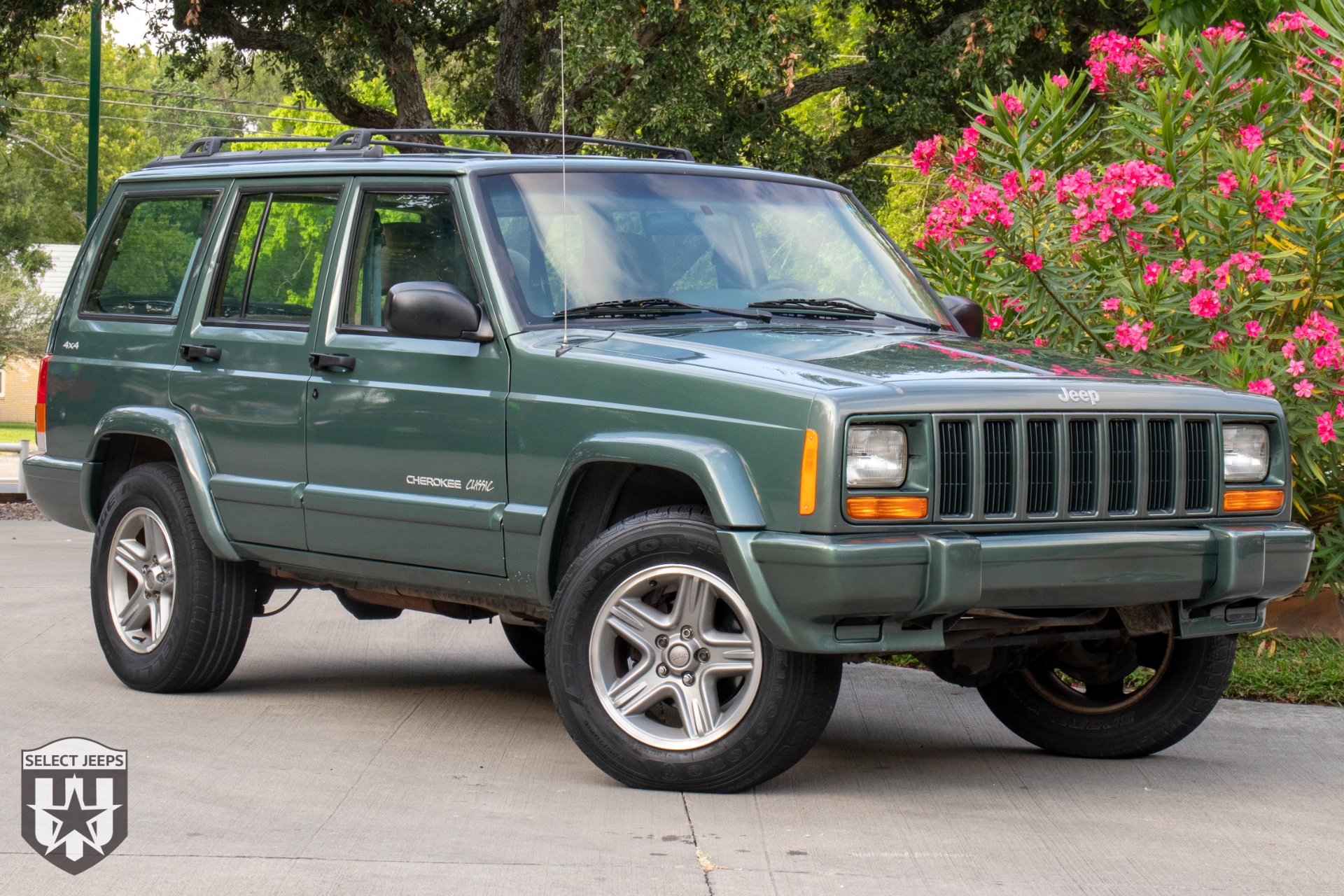 Used-2000-Jeep-Cherokee-Classic