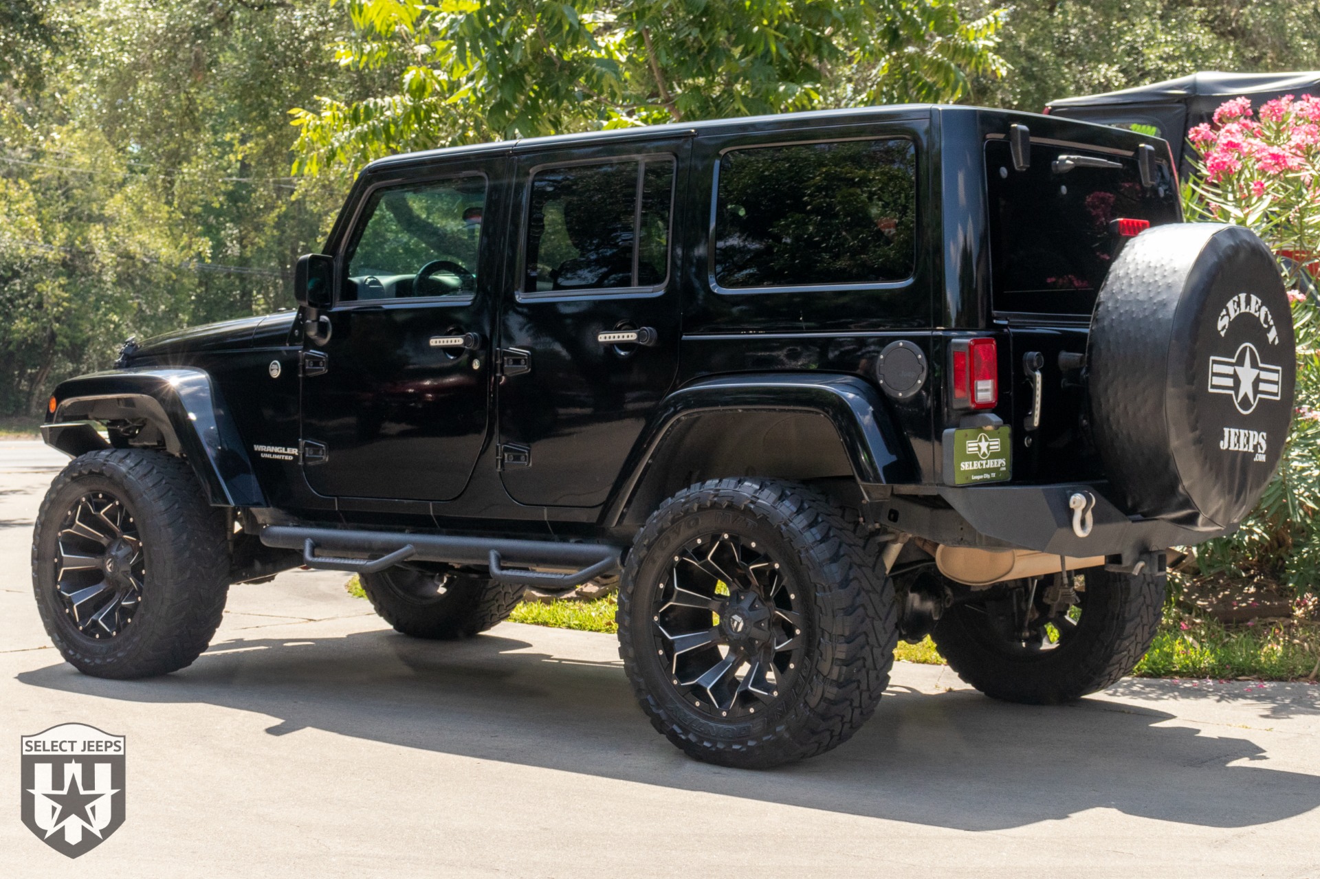 Used-2012-Jeep-Wrangler-Unlimited-Altitude