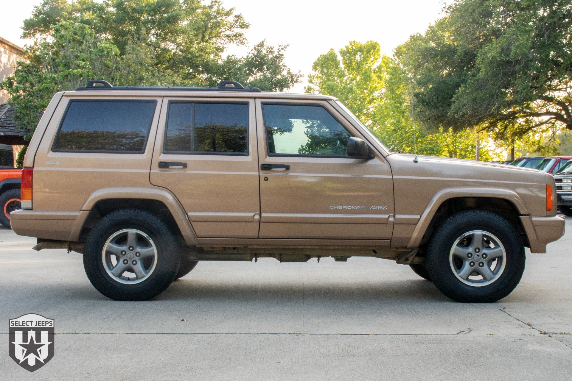 Used-1999-Jeep-Cherokee-Classic-Classic