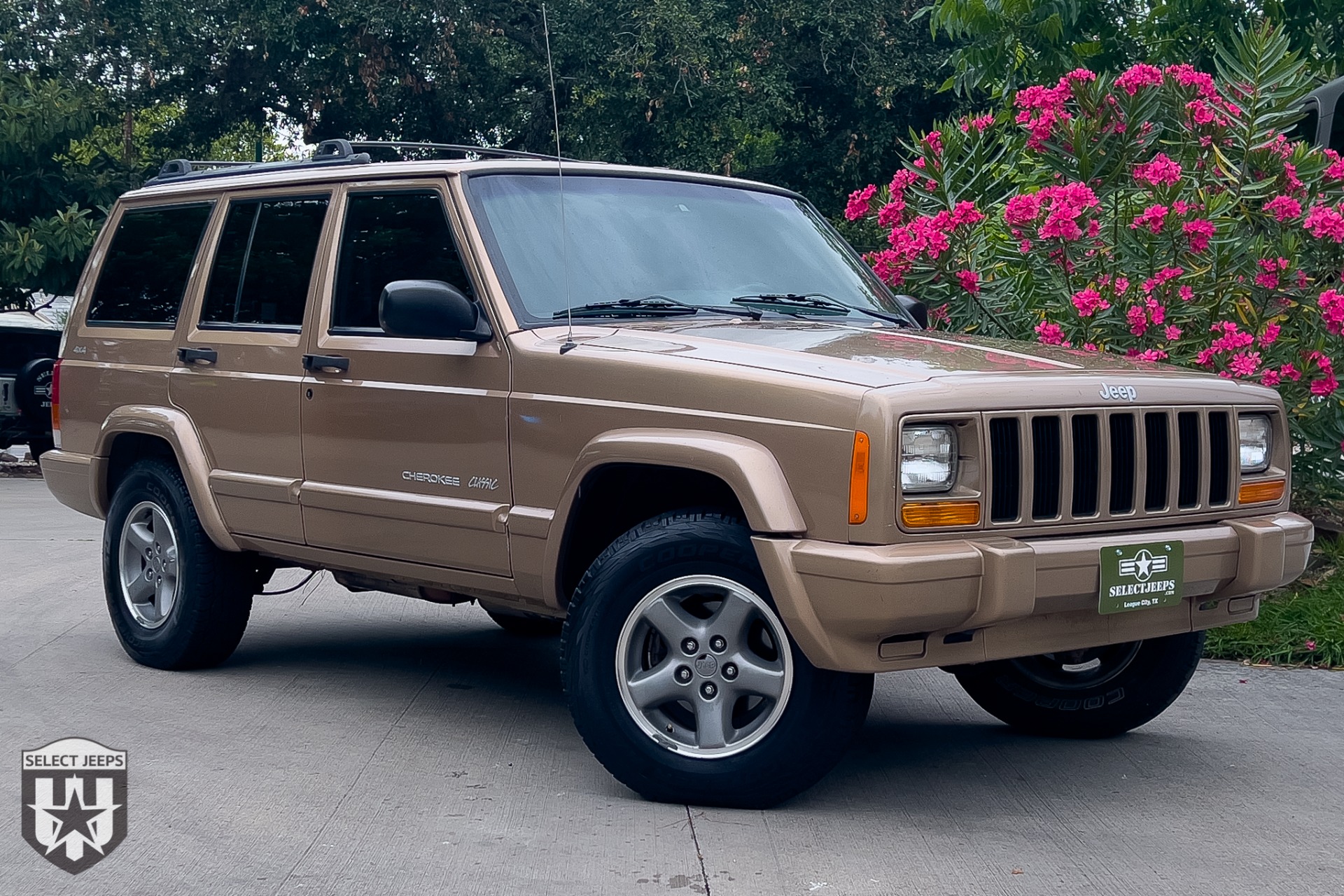 Used-1999-Jeep-Cherokee-Classic-Classic
