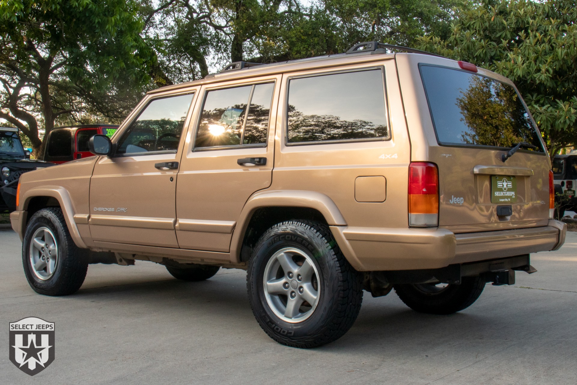 Used-1999-Jeep-Cherokee-Classic