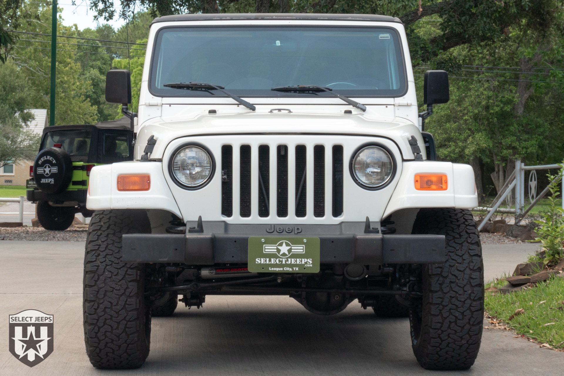 Used-1998-Jeep-Wrangler-Sahara