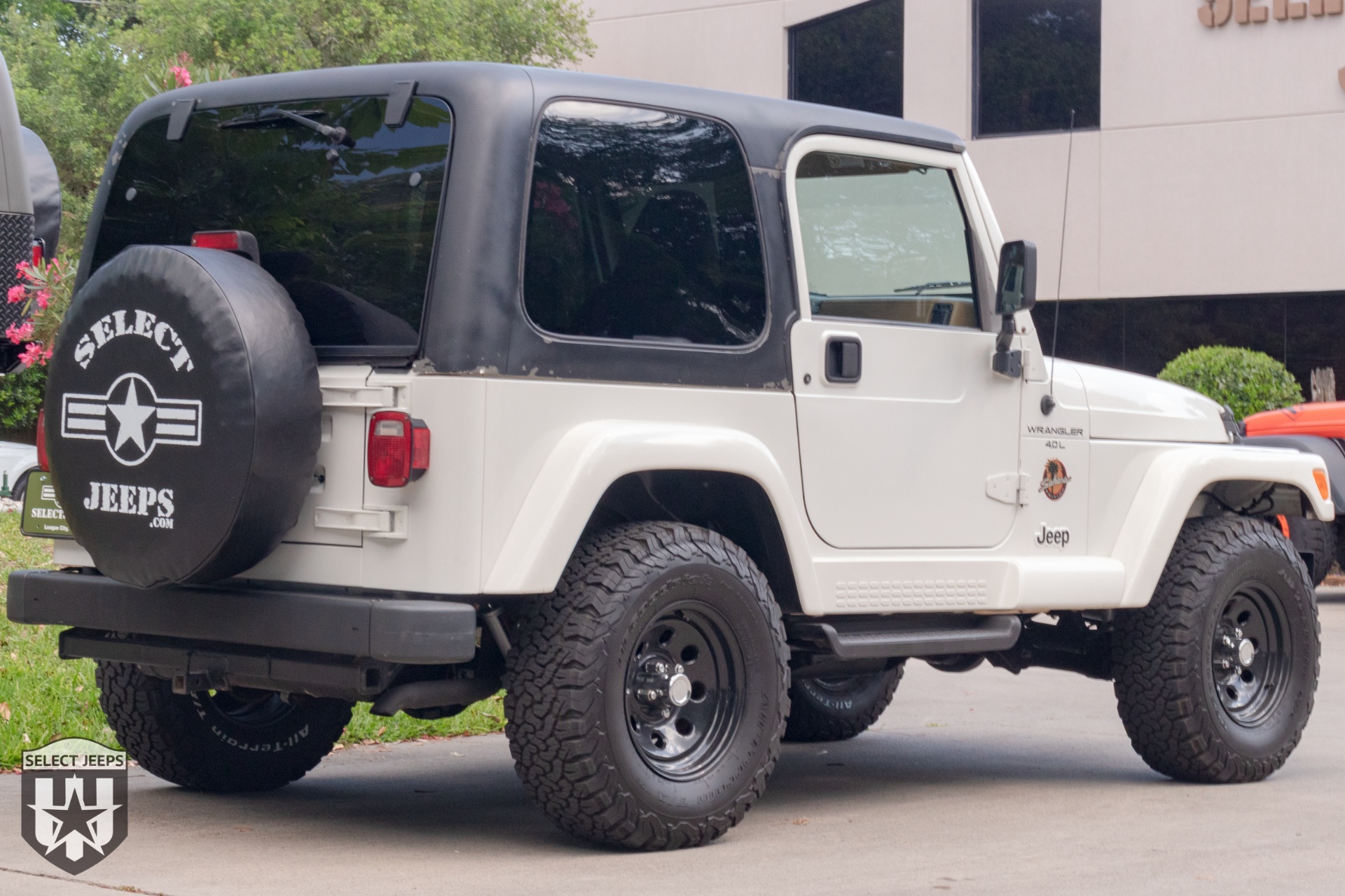 Used-1998-Jeep-Wrangler-Sahara