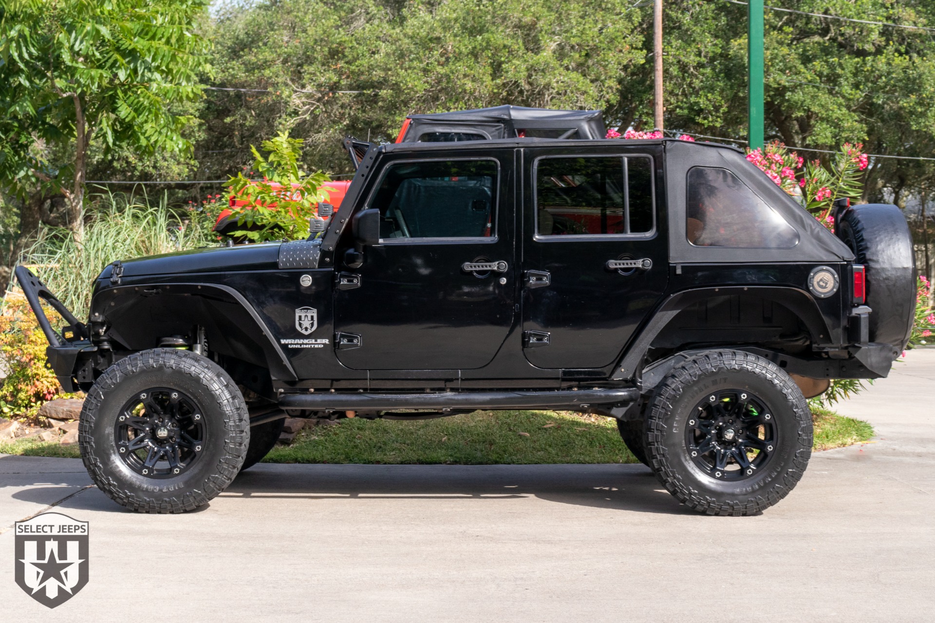 Used-2009-Jeep-Wrangler-Unlimited-X