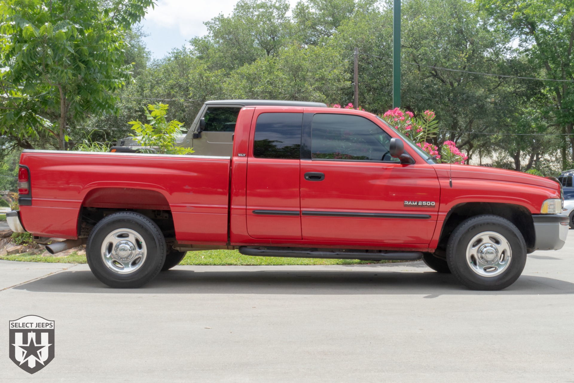 Used-2001-Dodge-Ram-Pickup-2500-SLT