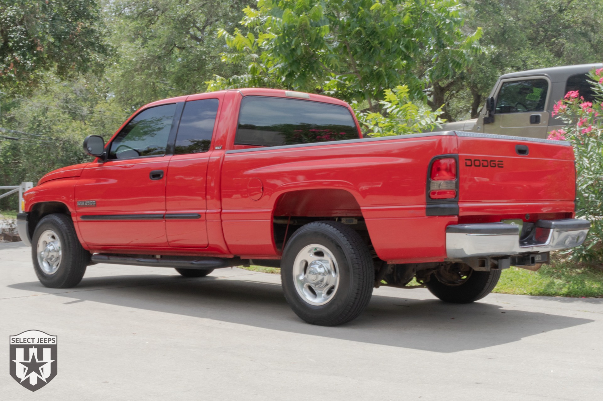 Used-2001-Dodge-Ram-Pickup-2500-SLT