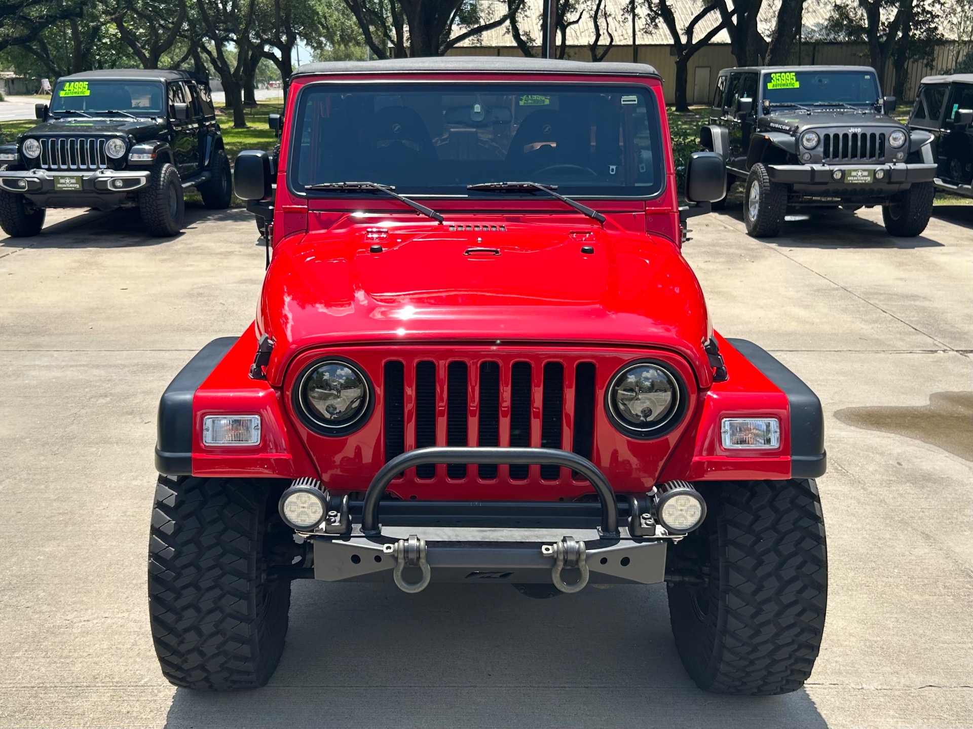 Used-2005-Jeep-Wrangler-Unlimited-Rubicon