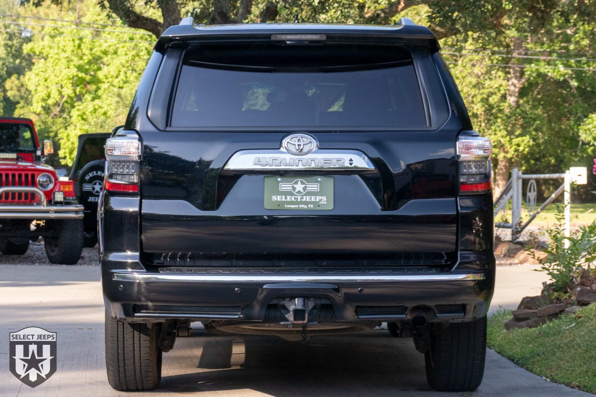 Used-2017-Toyota-4Runner-Limited