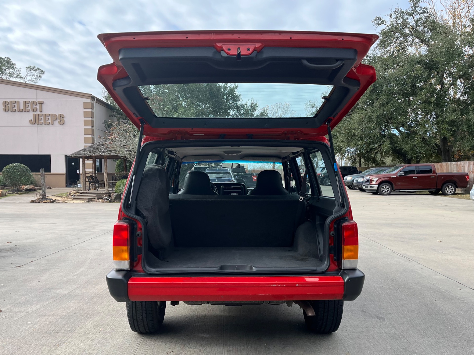 Used-2001-Jeep-Cherokee-Sport