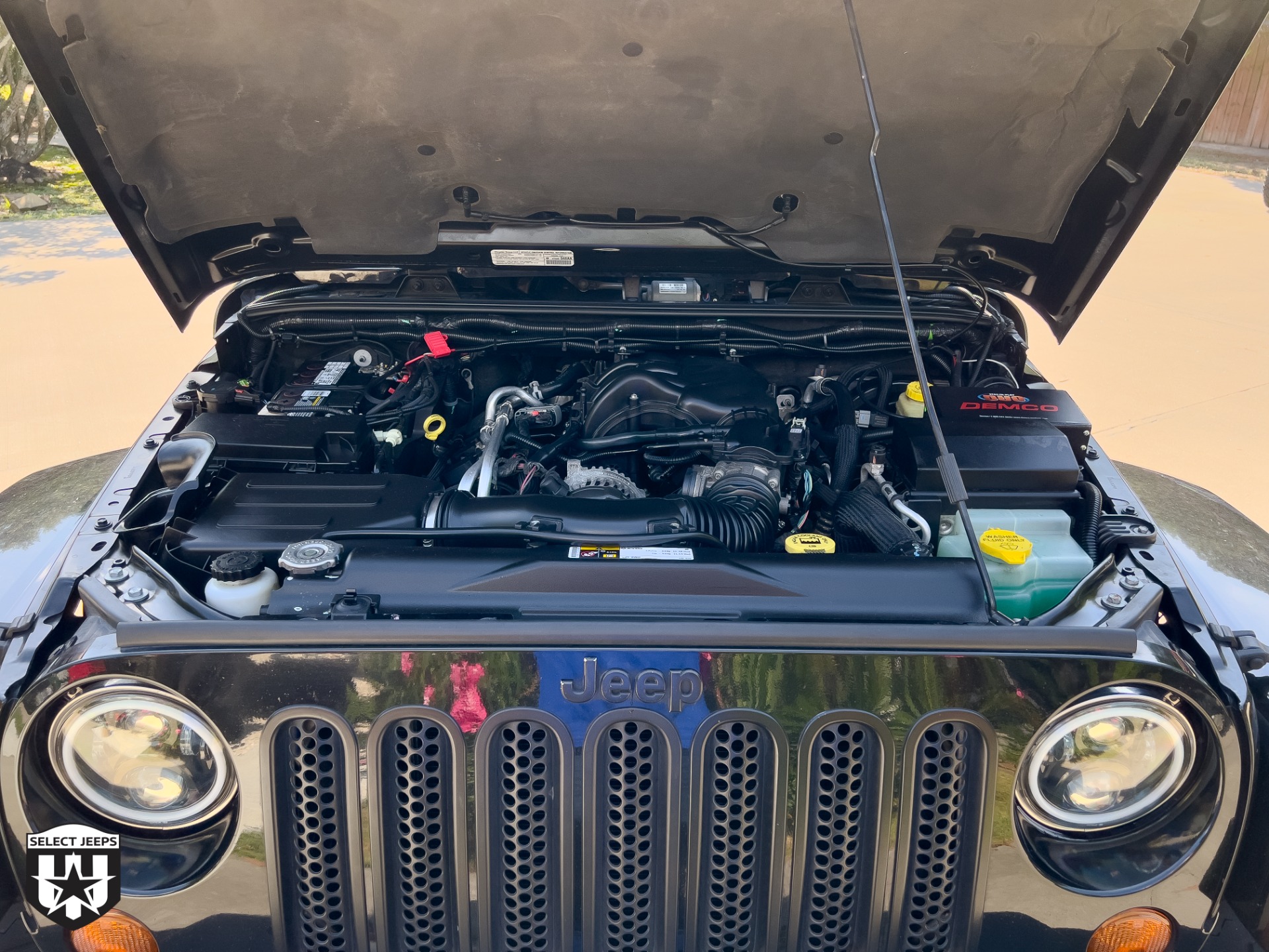 Used-2014-Jeep-Wrangler-Sahara