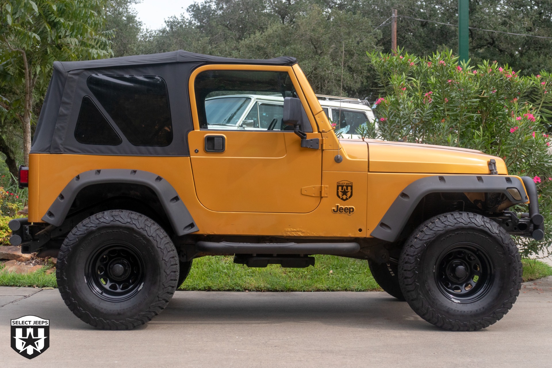 Used-1999-Jeep-Wrangler-Sahara