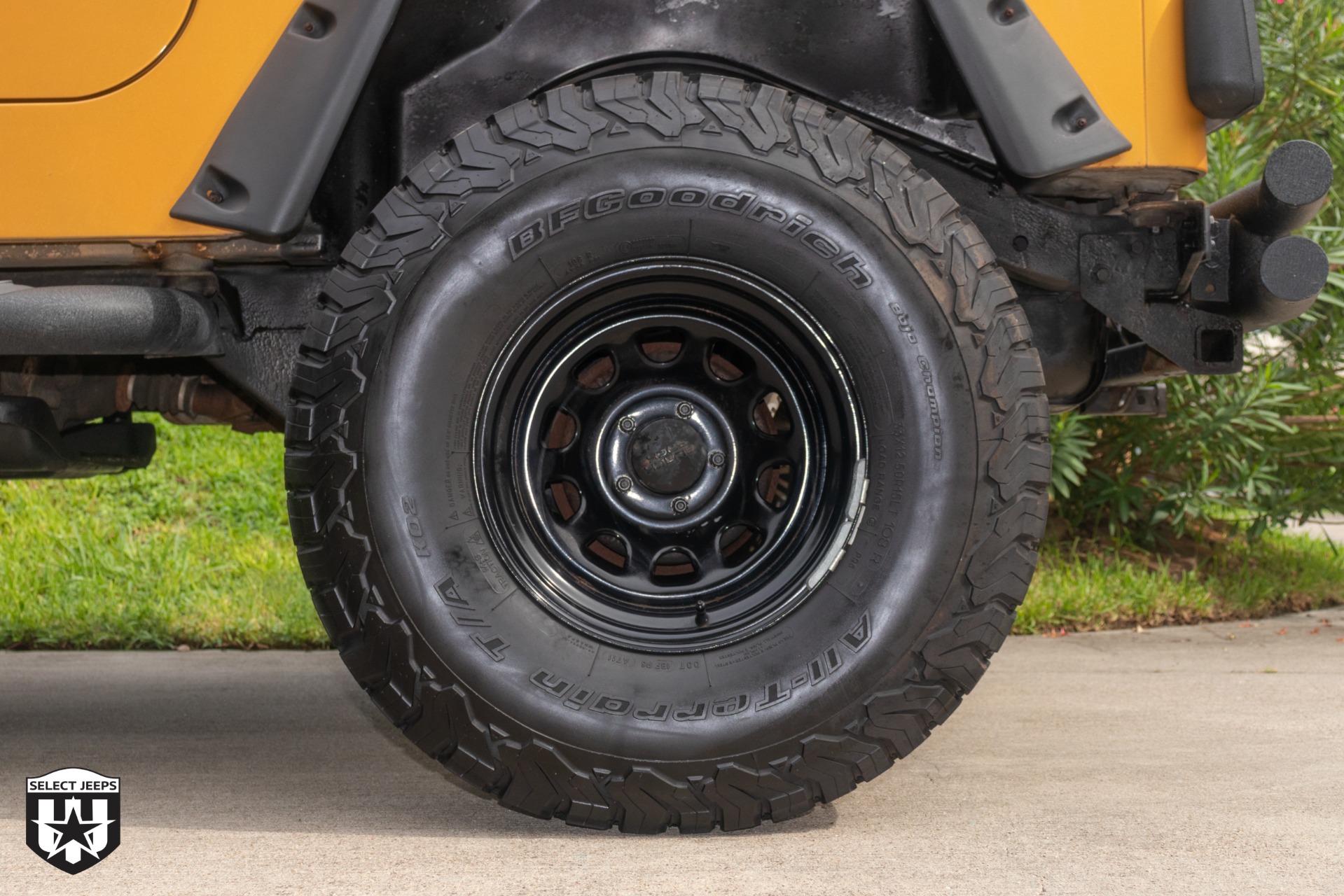 Used-1999-Jeep-Wrangler-Sahara