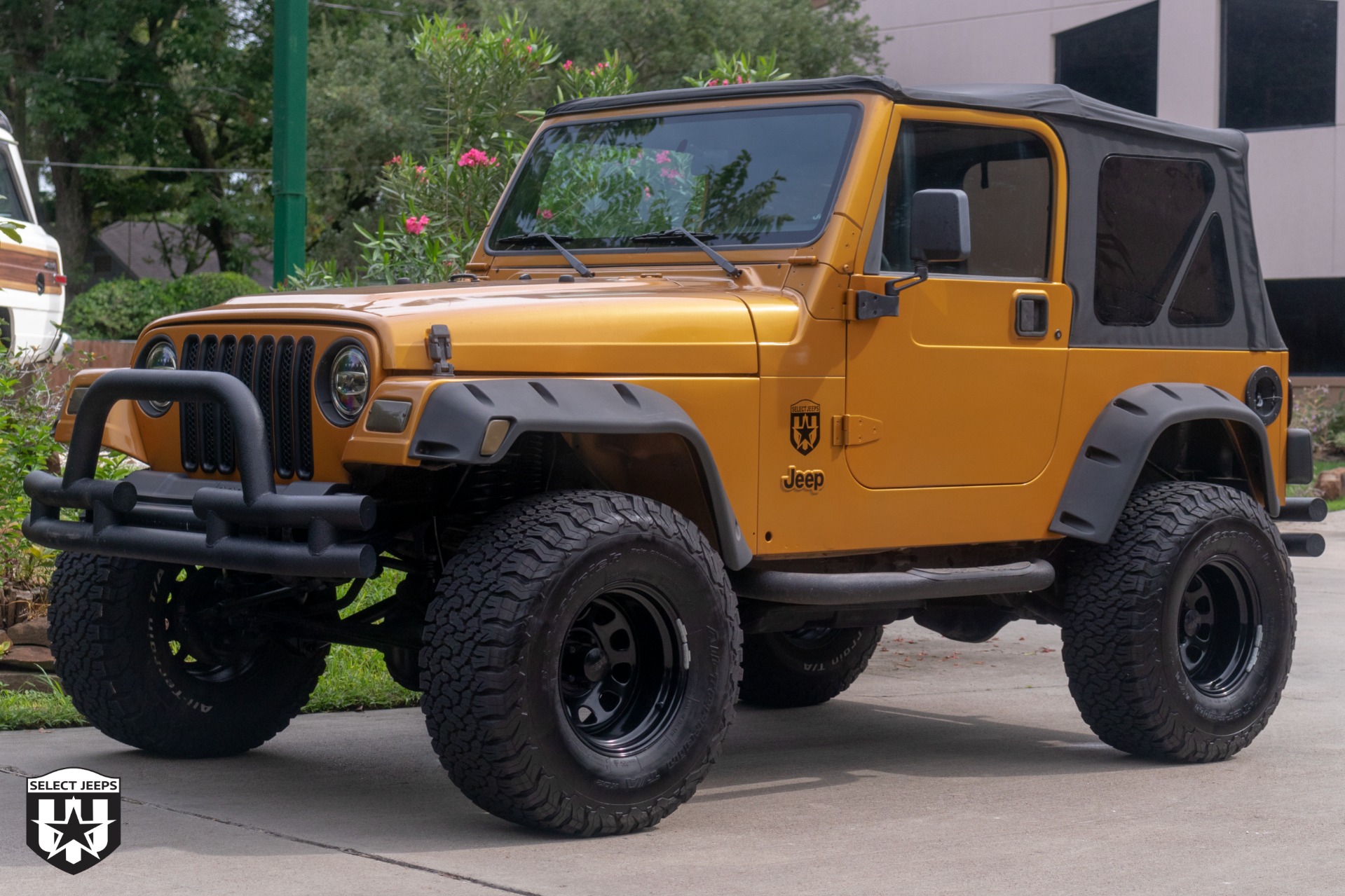 Used-1999-Jeep-Wrangler-Sahara