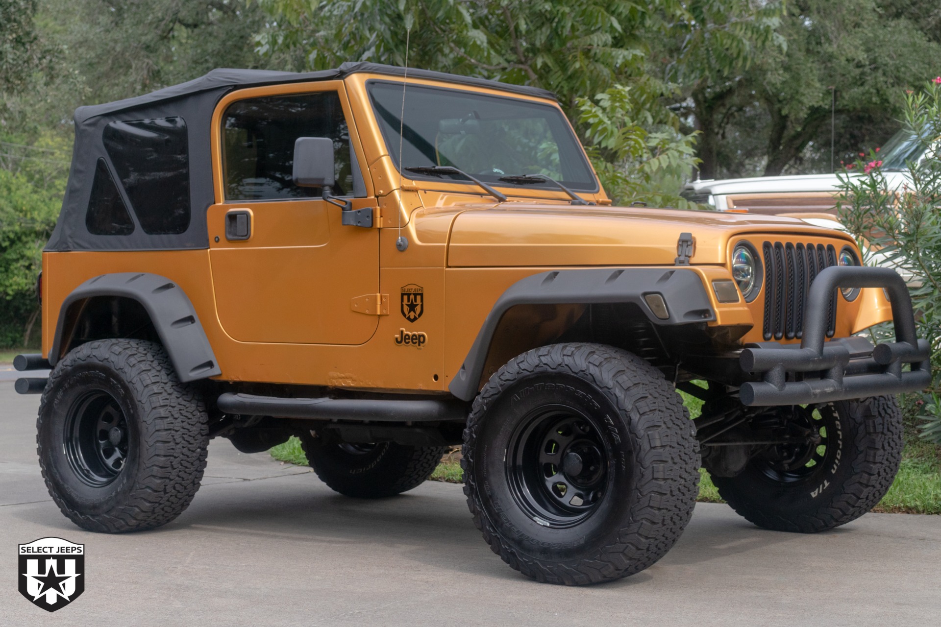 Used-1999-Jeep-Wrangler-Sahara