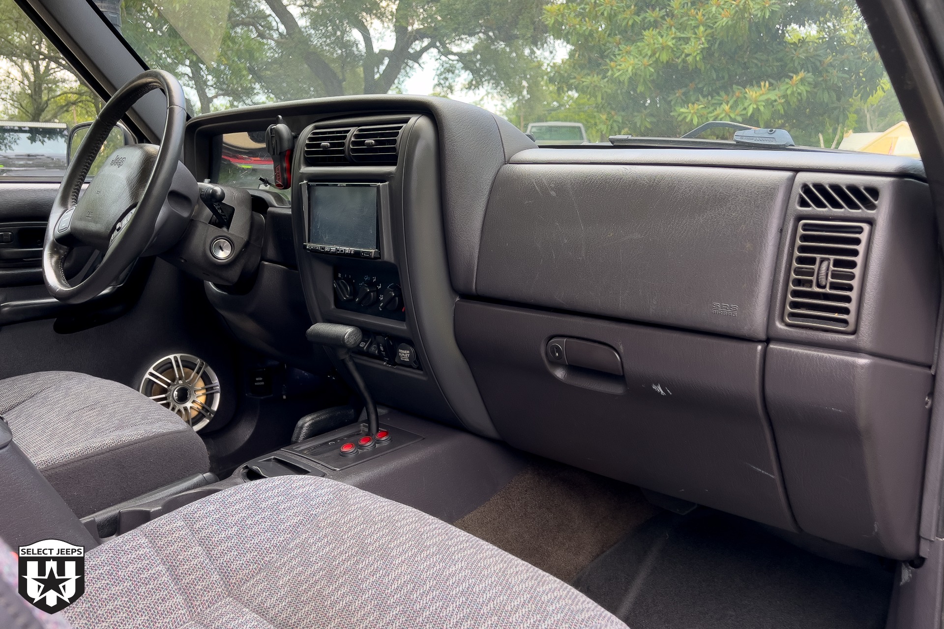 Used-2001-Jeep-Cherokee-Sport
