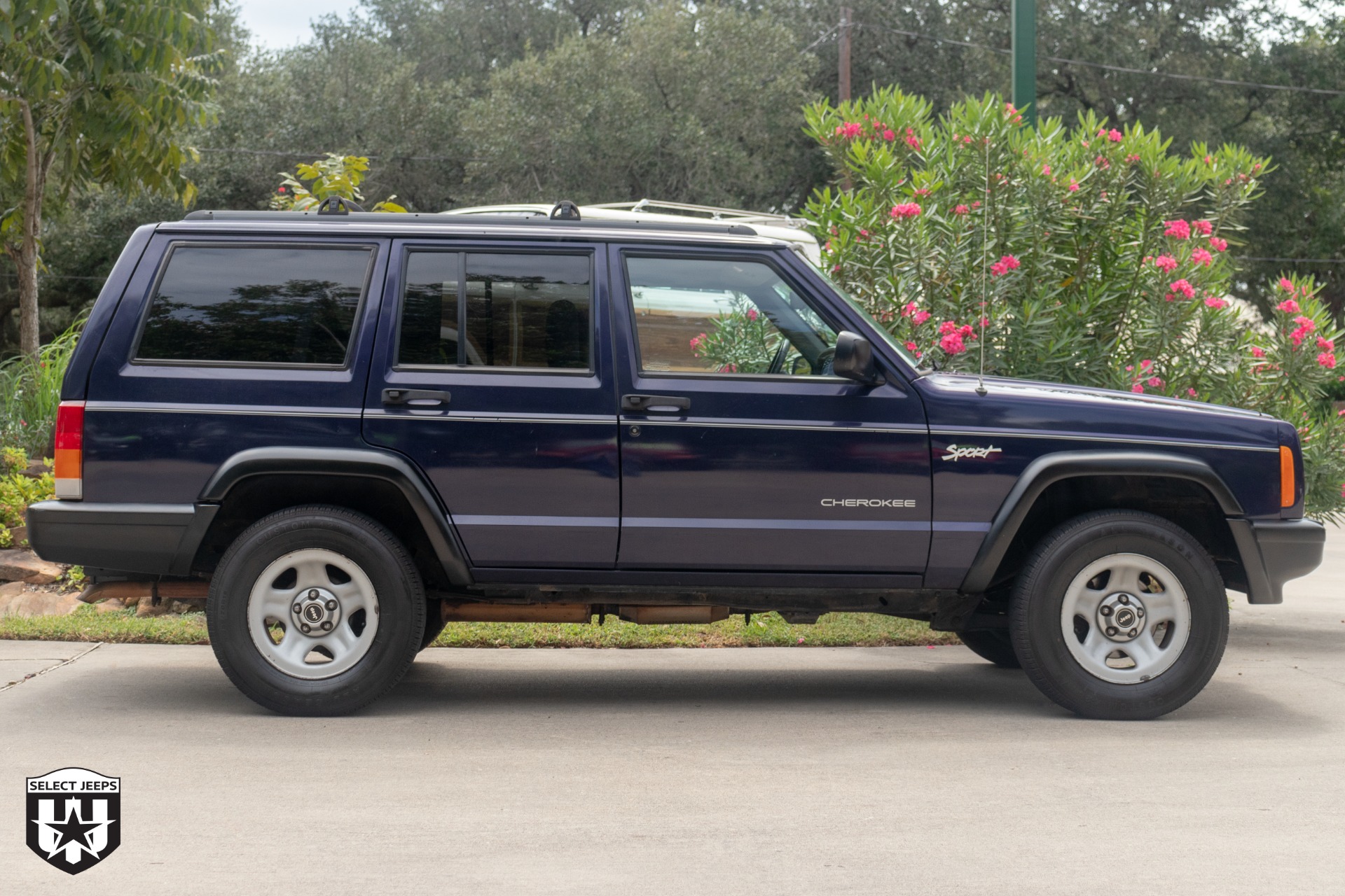 Used-1998-Jeep-Cherokee-Sport