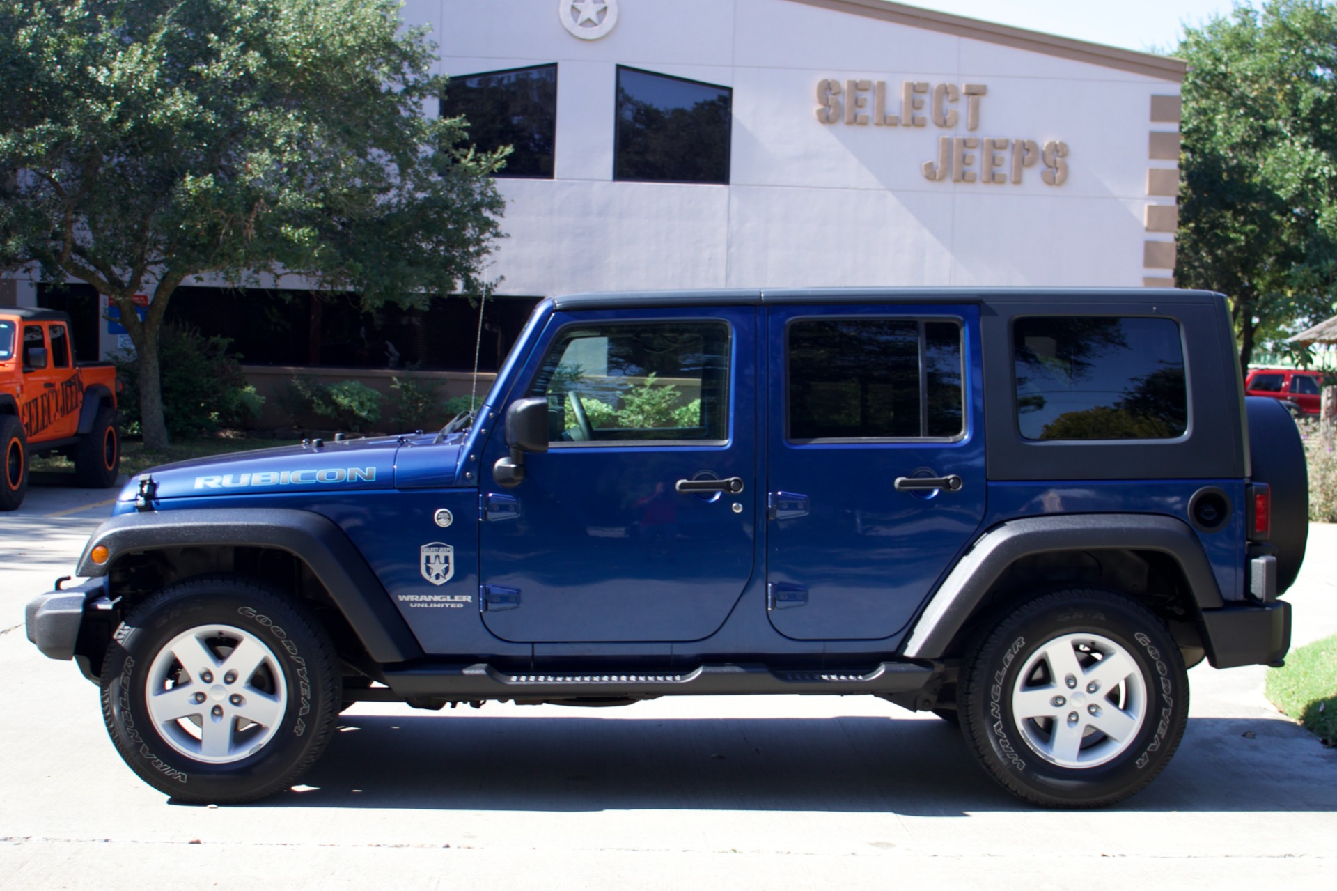 Used-2009-Jeep-Wrangler-Unlimited-Rubicon