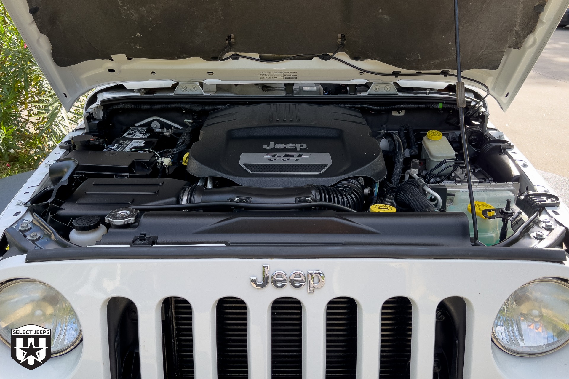Used-2013-Jeep-Wrangler-Rubicon-10th-Anniversary